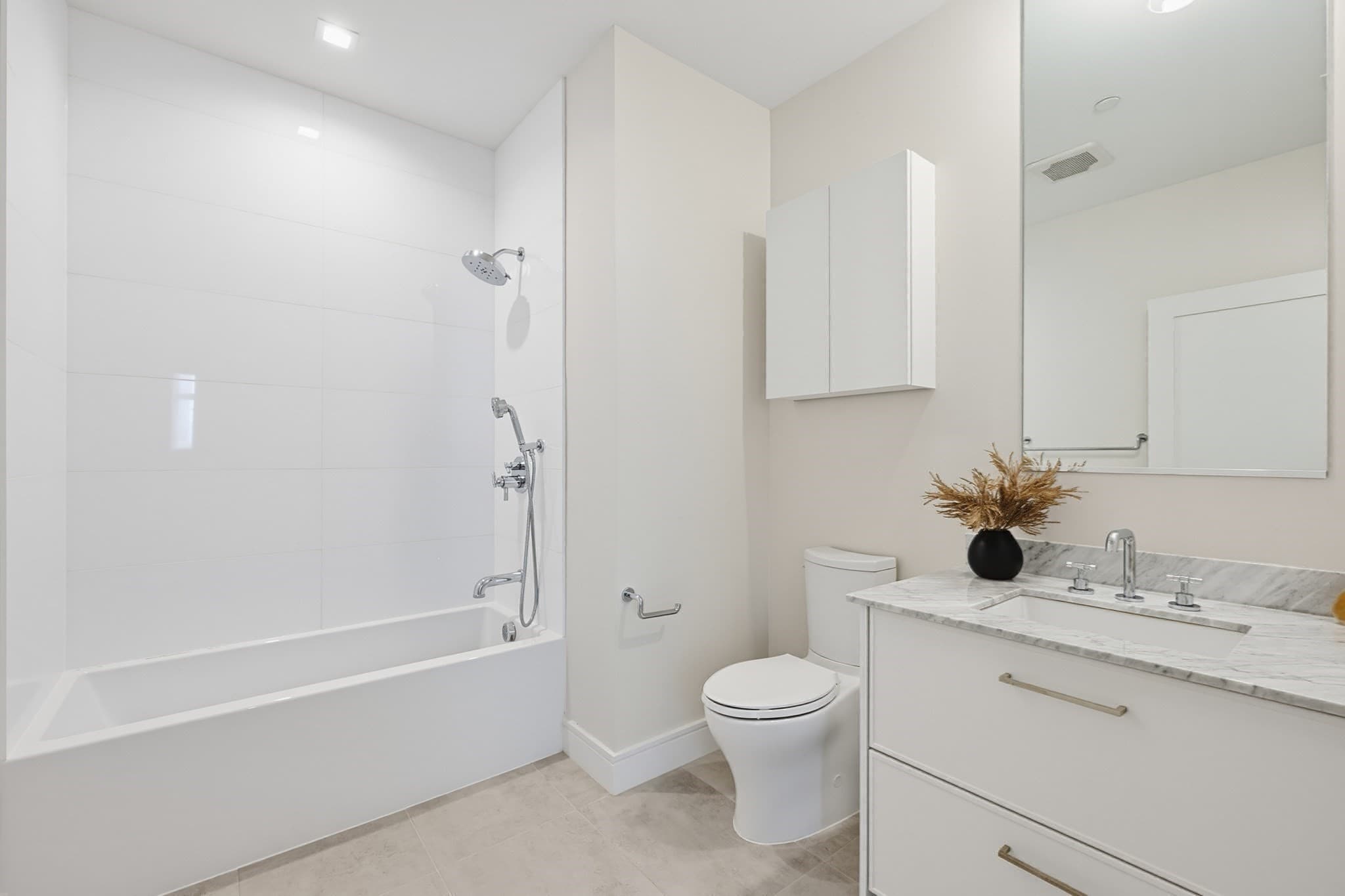 Condominium at 99 Sumner St # 312, Boston MA 02128, photo 9 of 25
