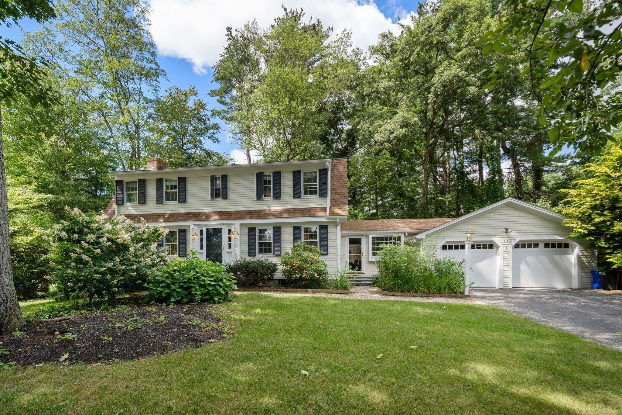14 Thoreau Rd, Acton MA 01720