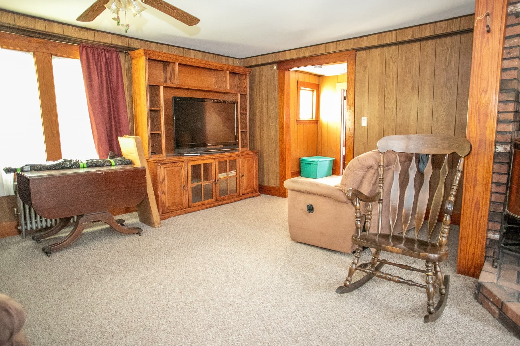 Single Family Residence at 202 Pierce St, Leominster MA 01453, Leominster, photo 13 of 42