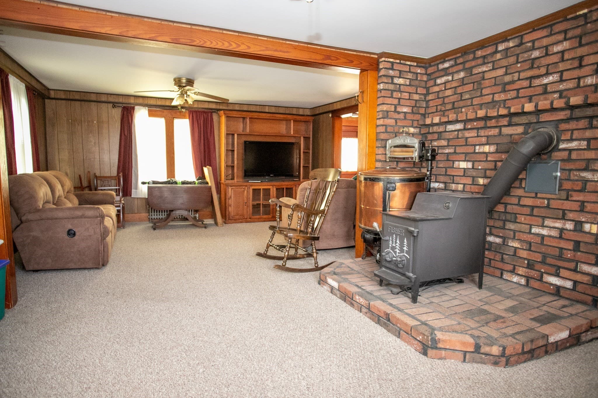 Single Family Residence at 202 Pierce St, Leominster MA 01453, Leominster, photo 16 of 42