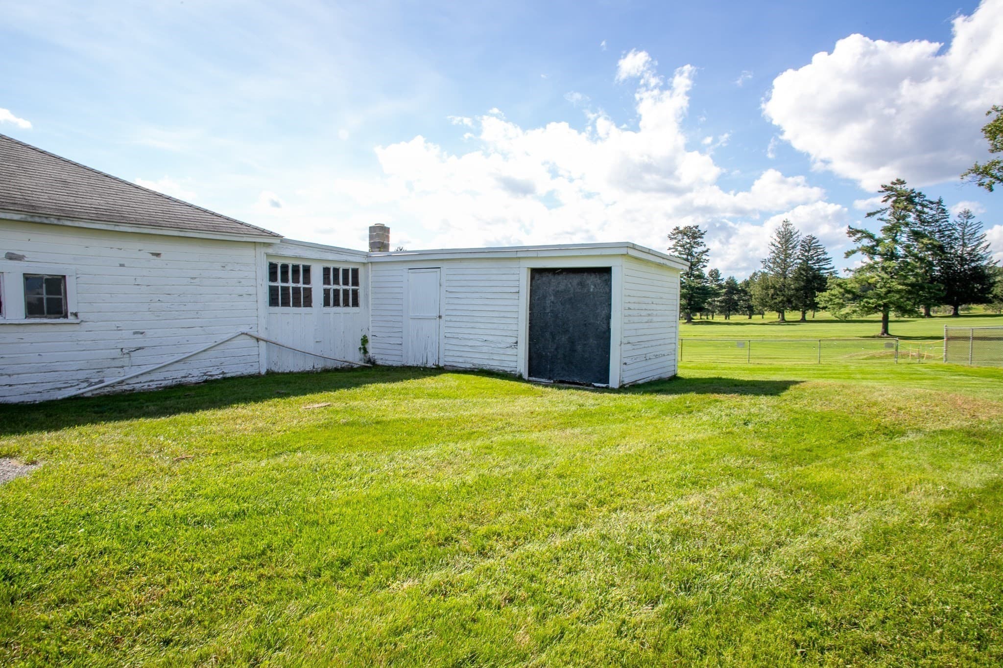 Single Family Residence at 202 Pierce St, Leominster MA 01453, Leominster, photo 7 of 42