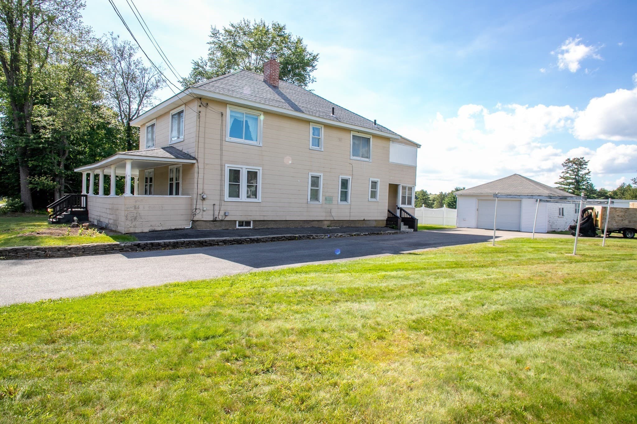 Single Family Residence at 202 Pierce St, Leominster MA 01453, Leominster, photo 3 of 42