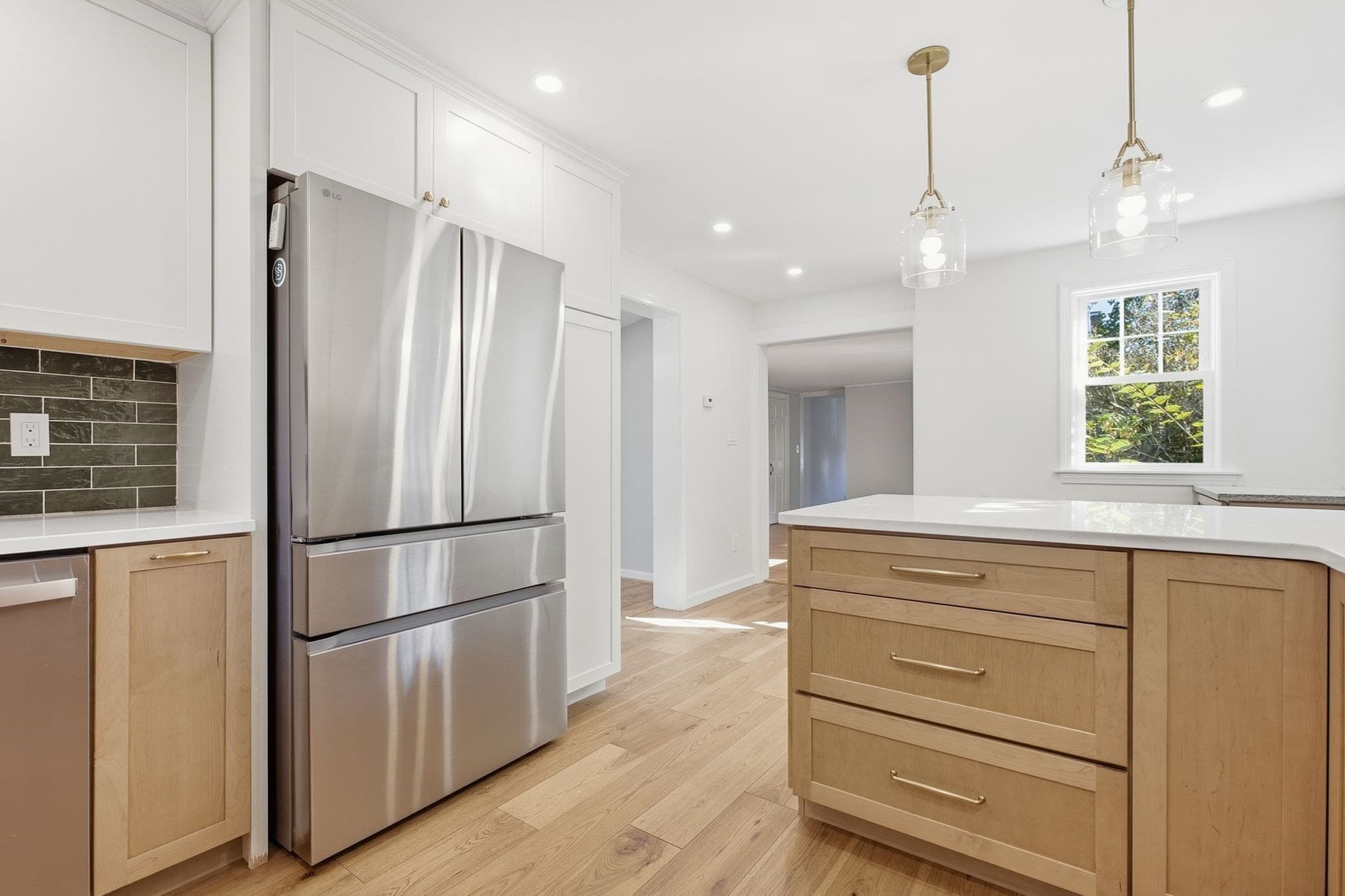 Single Family Residence at 330 Haven St, Reading MA 01867, Reading, photo 13 of 42