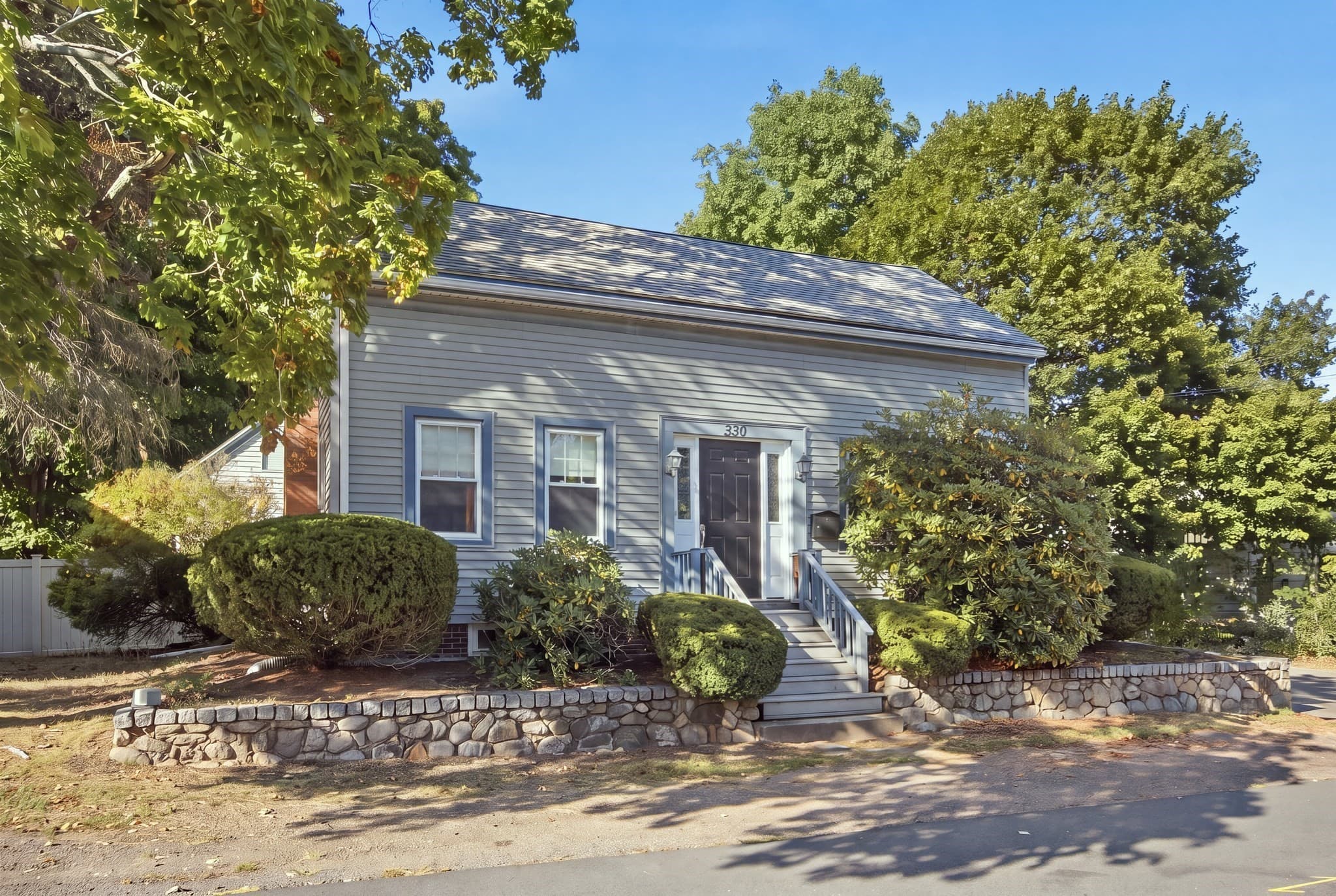 330 Haven St, Reading MA 01867