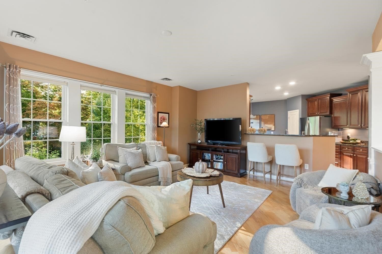 Condominium at 23 Augustus Court # 2004, Reading MA 01867, Reading, photo 2 of 36