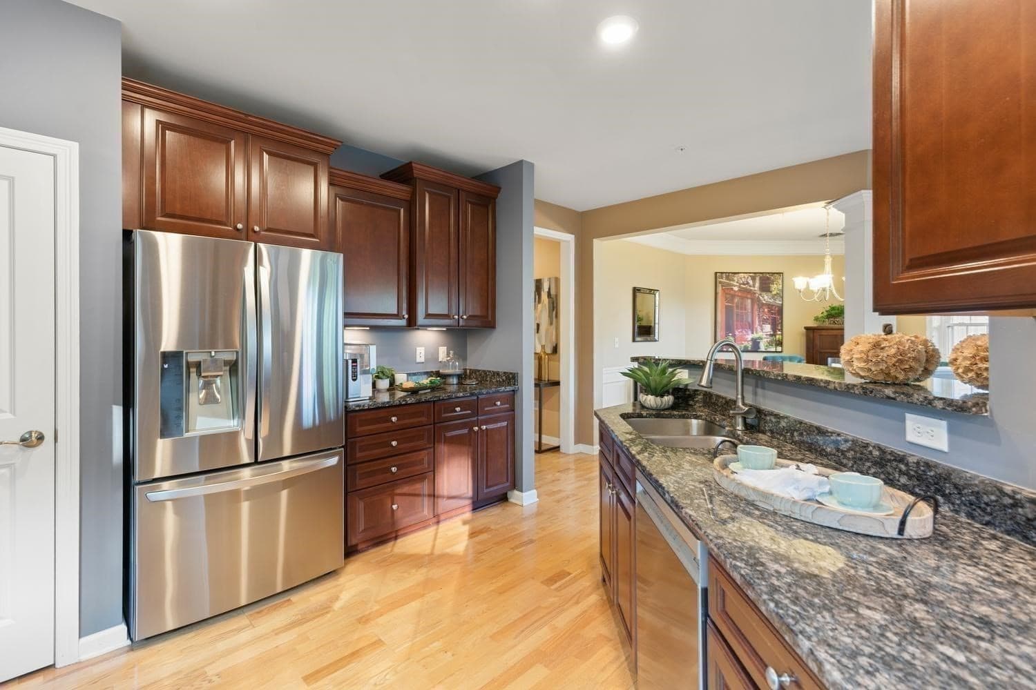 Condominium at 23 Augustus Court # 2004, Reading MA 01867, Reading, photo 7 of 36