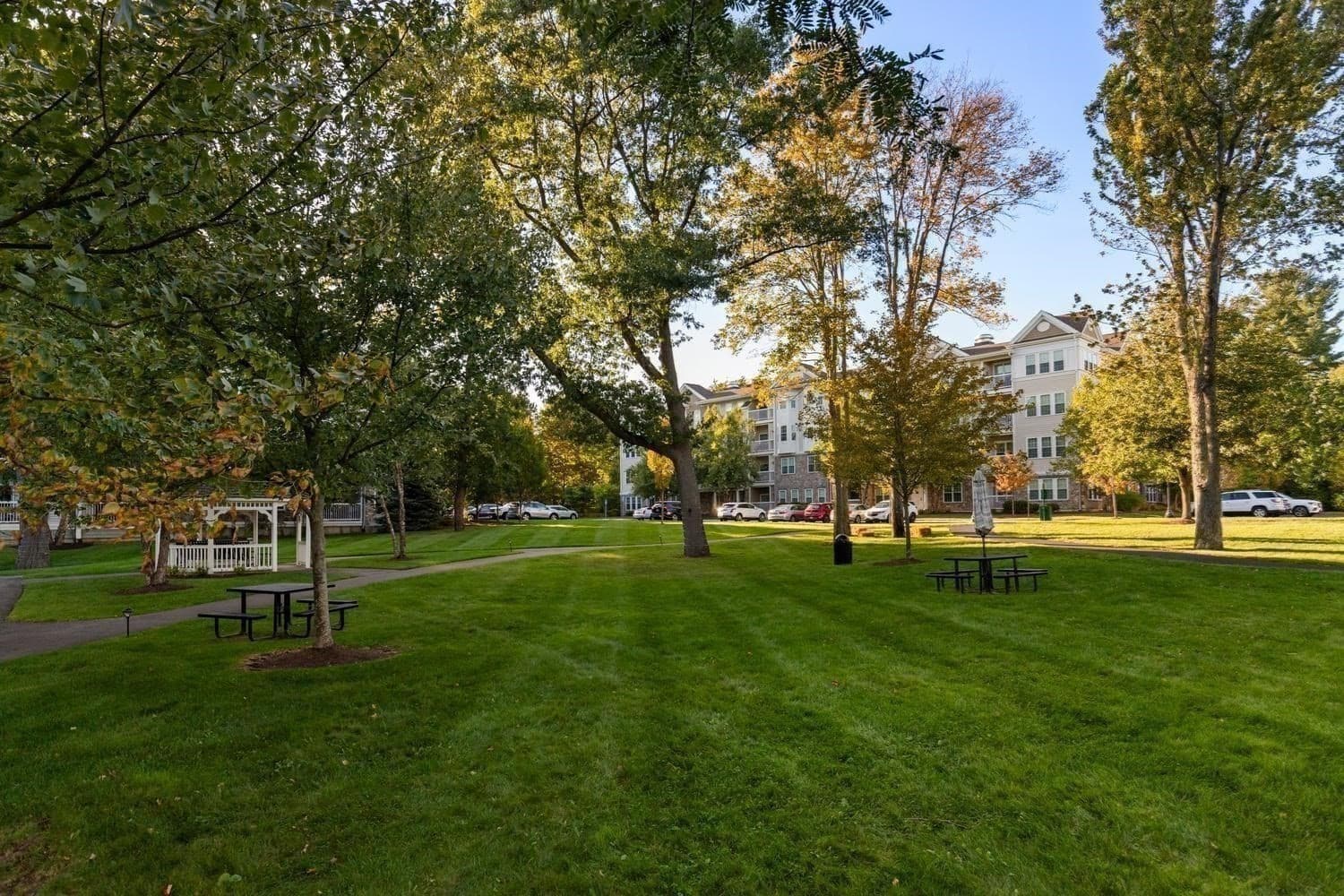 Condominium at 23 Augustus Court # 2004, Reading MA 01867, Reading, photo 34 of 36