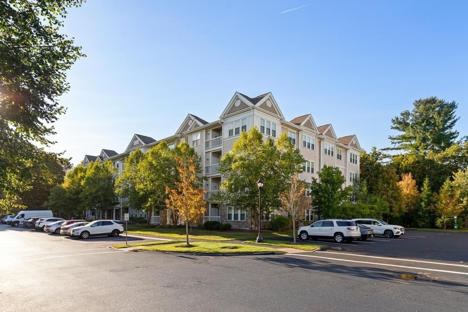 Condominium at 23 Augustus Court # 2004, Reading MA 01867, Reading, photo 31 of 36