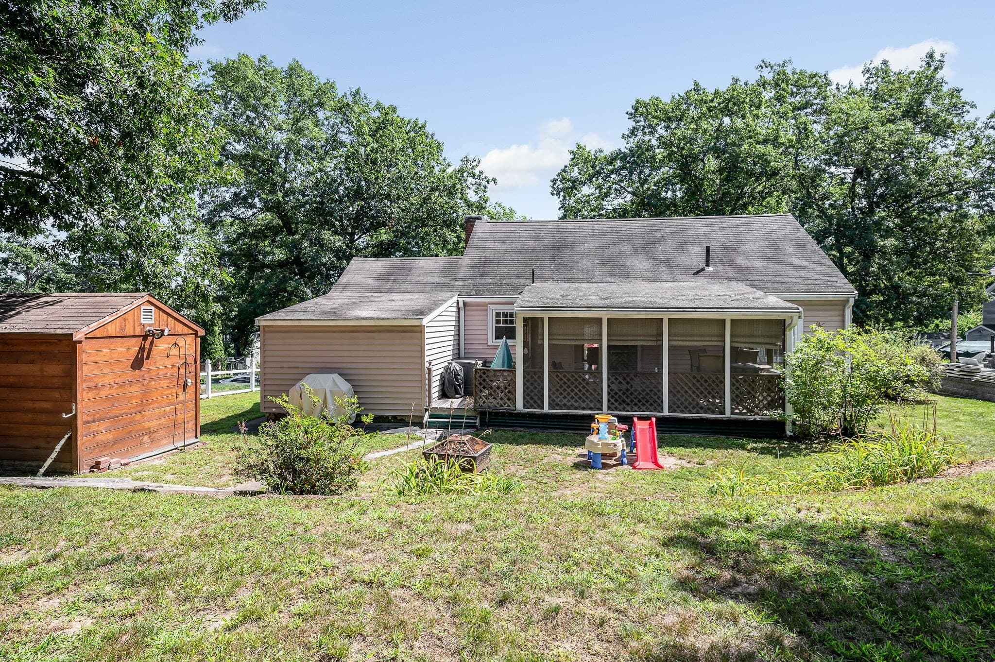 Single Family Residence at 13 Cedar St, Chelmsford MA 01863, Chelmsford, photo 31 of 37