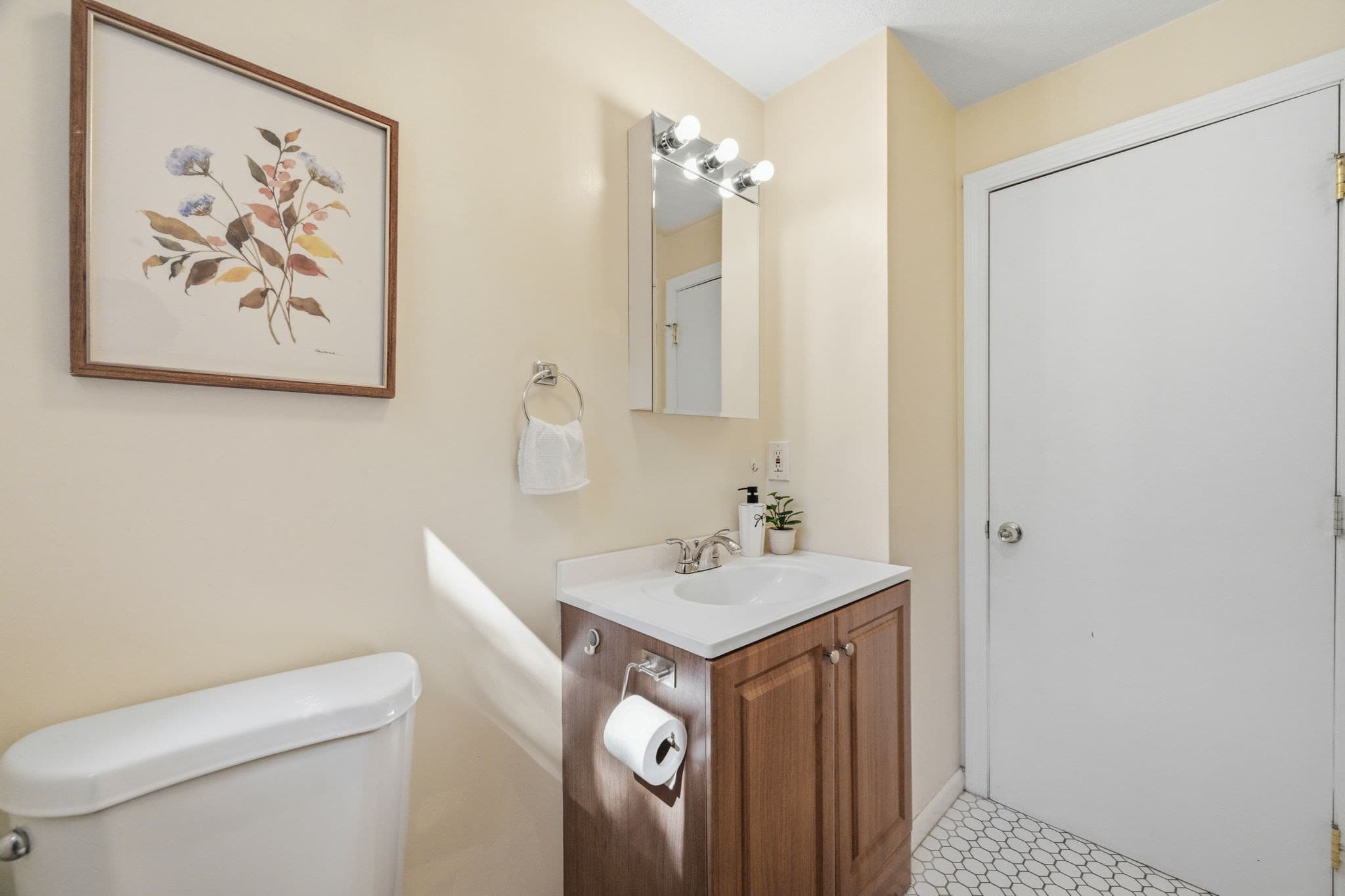 Single Family Residence at 118-120 Edinboro St # 118, Newton MA 02460, Newton, photo 12 of 30
