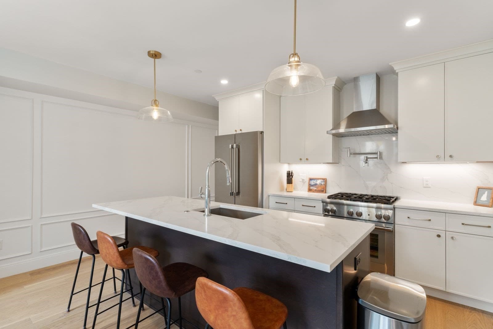 Condominium at 220 Bowen Street # 1, Boston MA 02127, Boston, photo 7 of 13