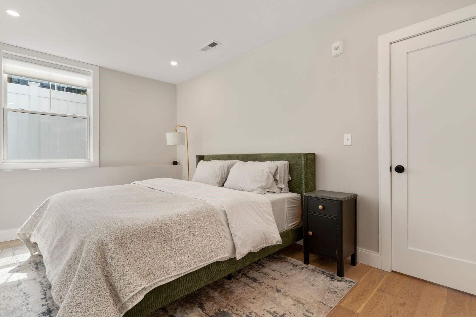 Condominium at 220 Bowen Street # 1, Boston MA 02127, Boston, photo 8 of 13