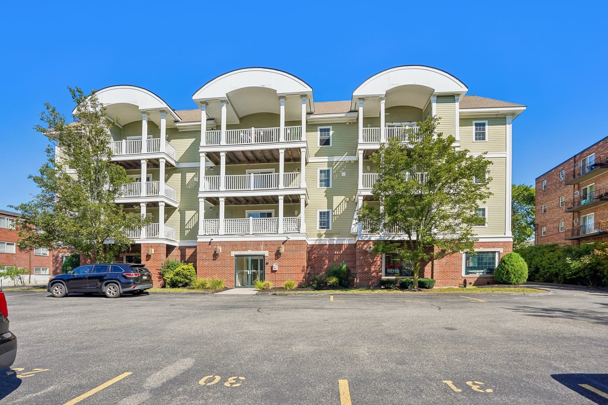 328 Copeland St # 3A, Quincy MA 02169