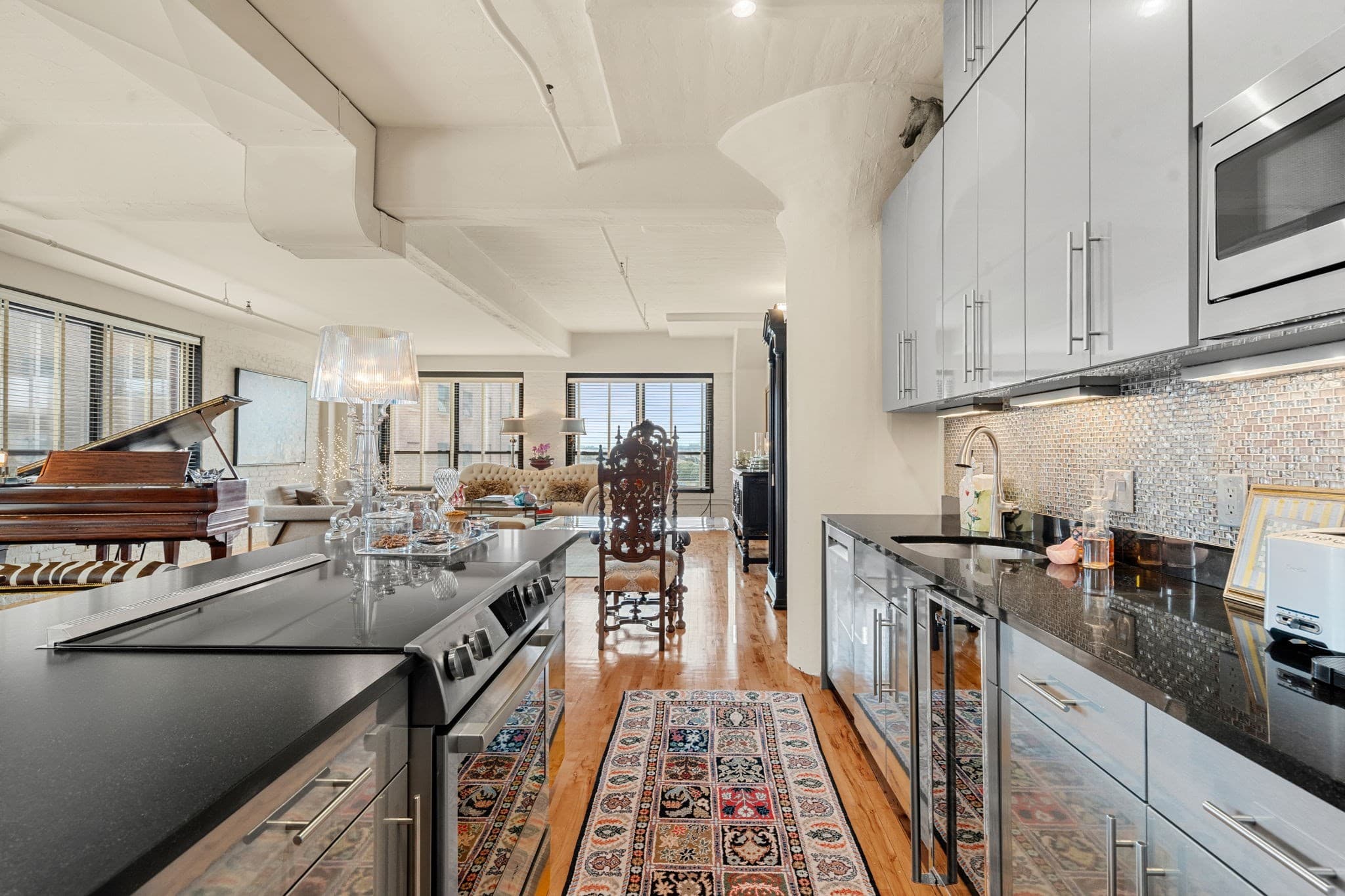 Condominium at 210 Lincoln Street # 604, Boston MA 02111, photo 7 of 40