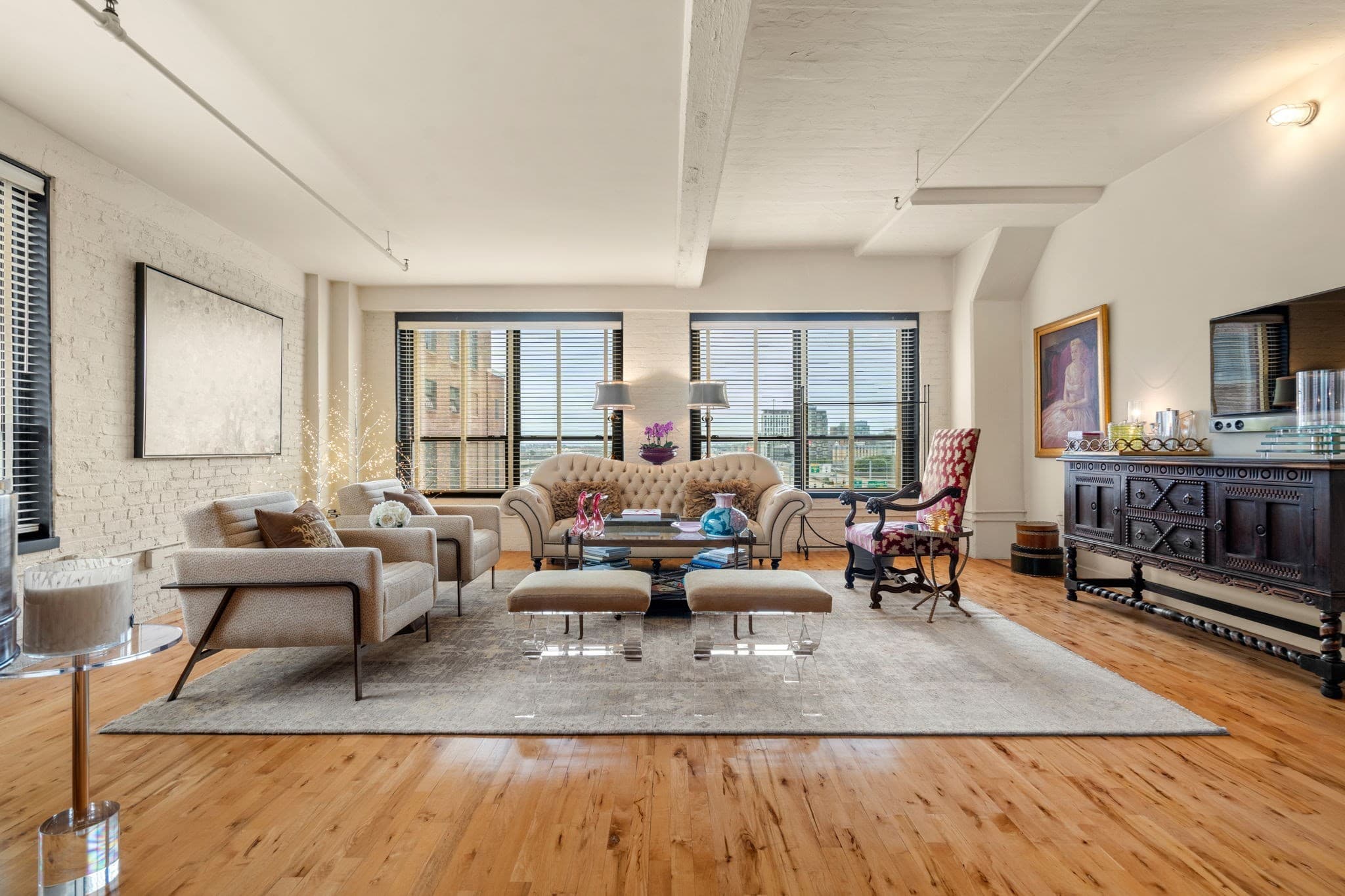 Condominium at 210 Lincoln Street # 604, Boston MA 02111, photo 9 of 40