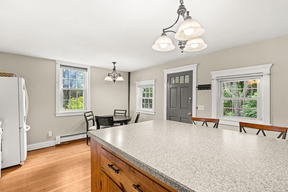 Single Family Residence at 8 Moore Road, Westford MA 01886, Westford, photo 10 of 40