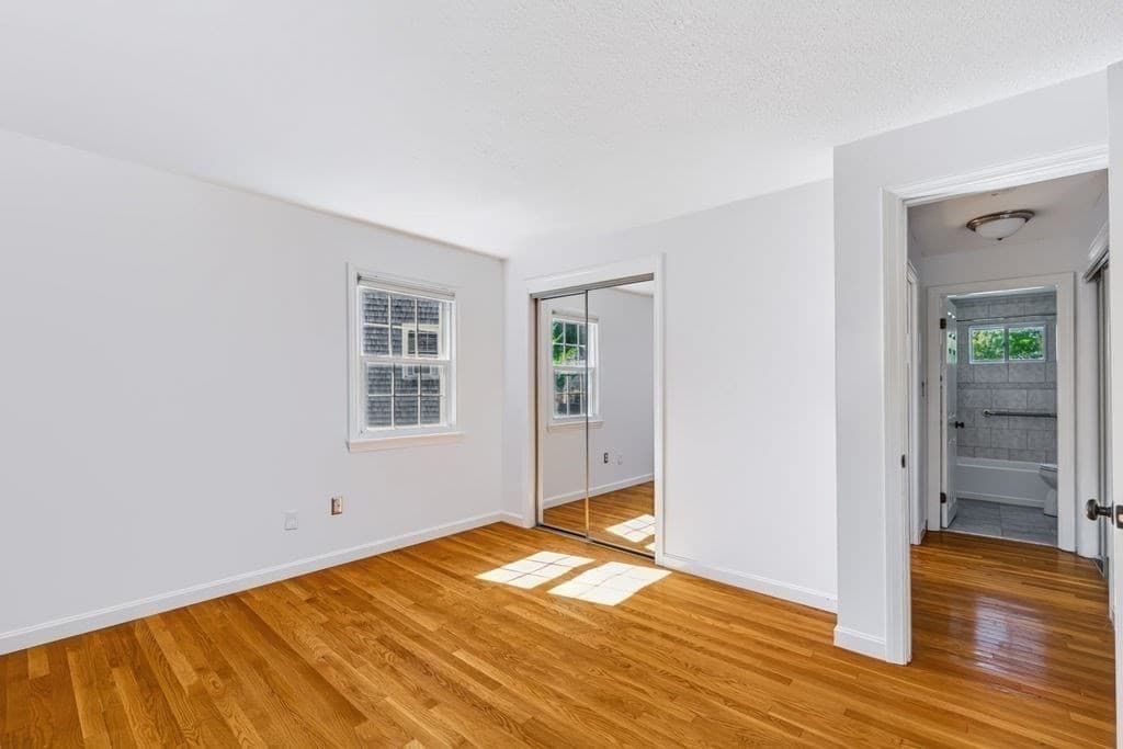 Condominium at 20 Beacon Ave # 3, Newburyport MA 01950, Newburyport, photo 16 of 26