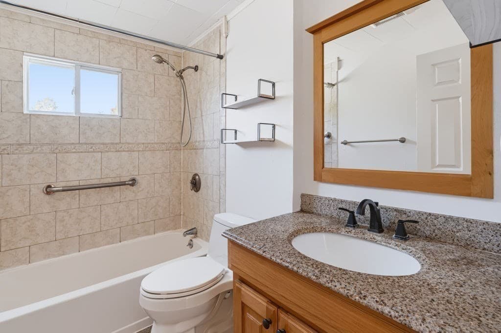 Condominium at 20 Beacon Ave # 3, Newburyport MA 01950, Newburyport, photo 18 of 26