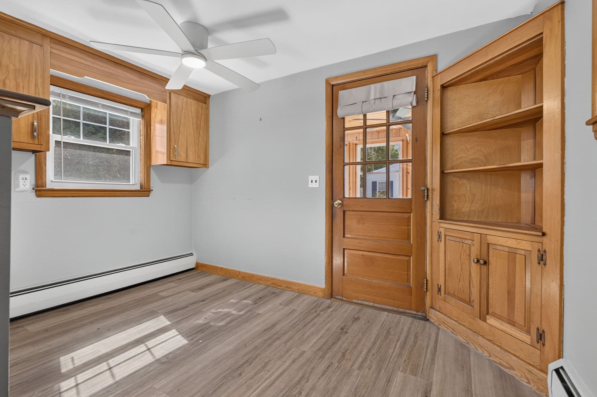 Single Family Residence at 38 Park Ave, Reading MA 01867, Reading, photo 7 of 28