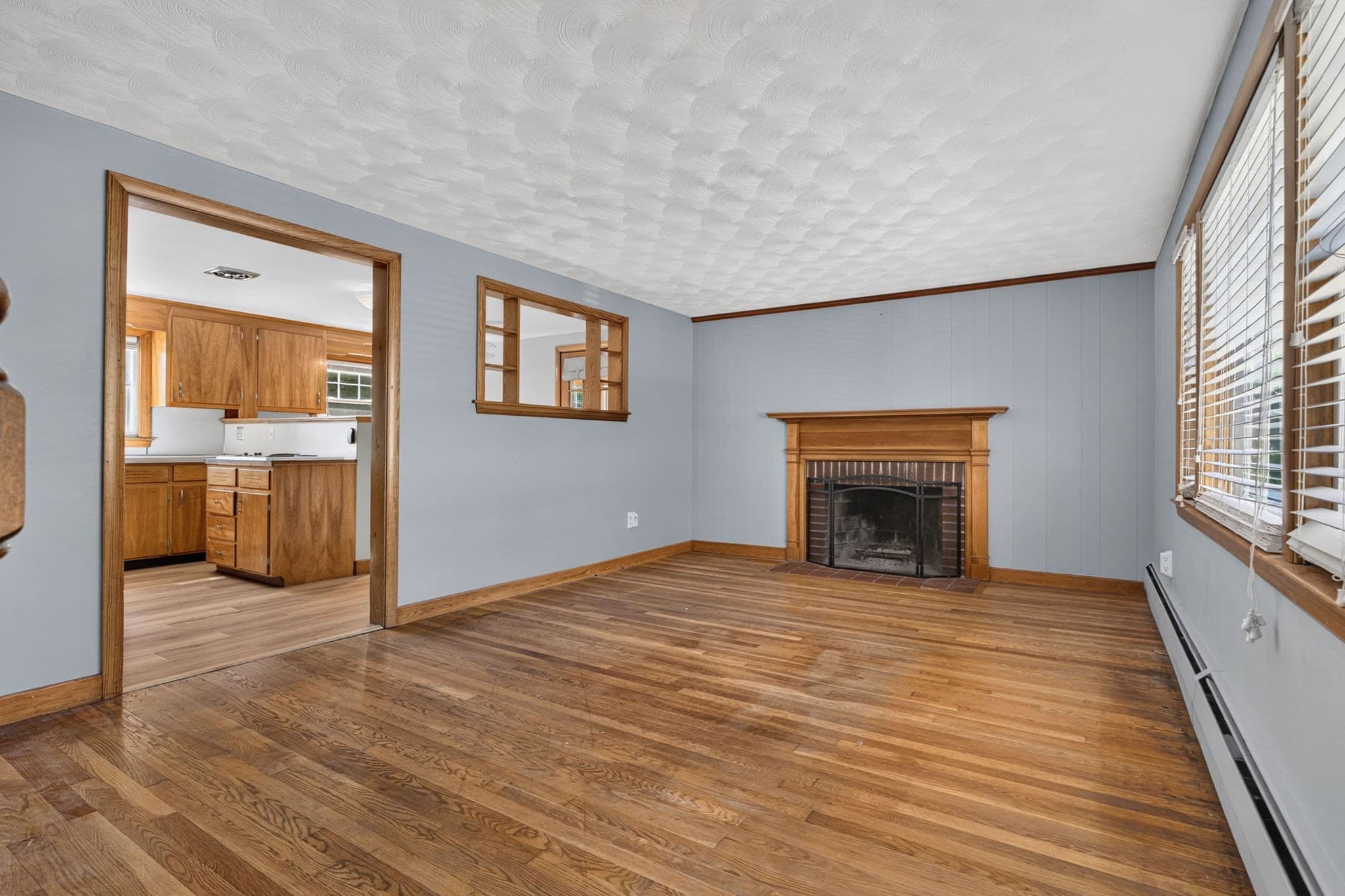 Single Family Residence at 38 Park Ave, Reading MA 01867, Reading, photo 3 of 28