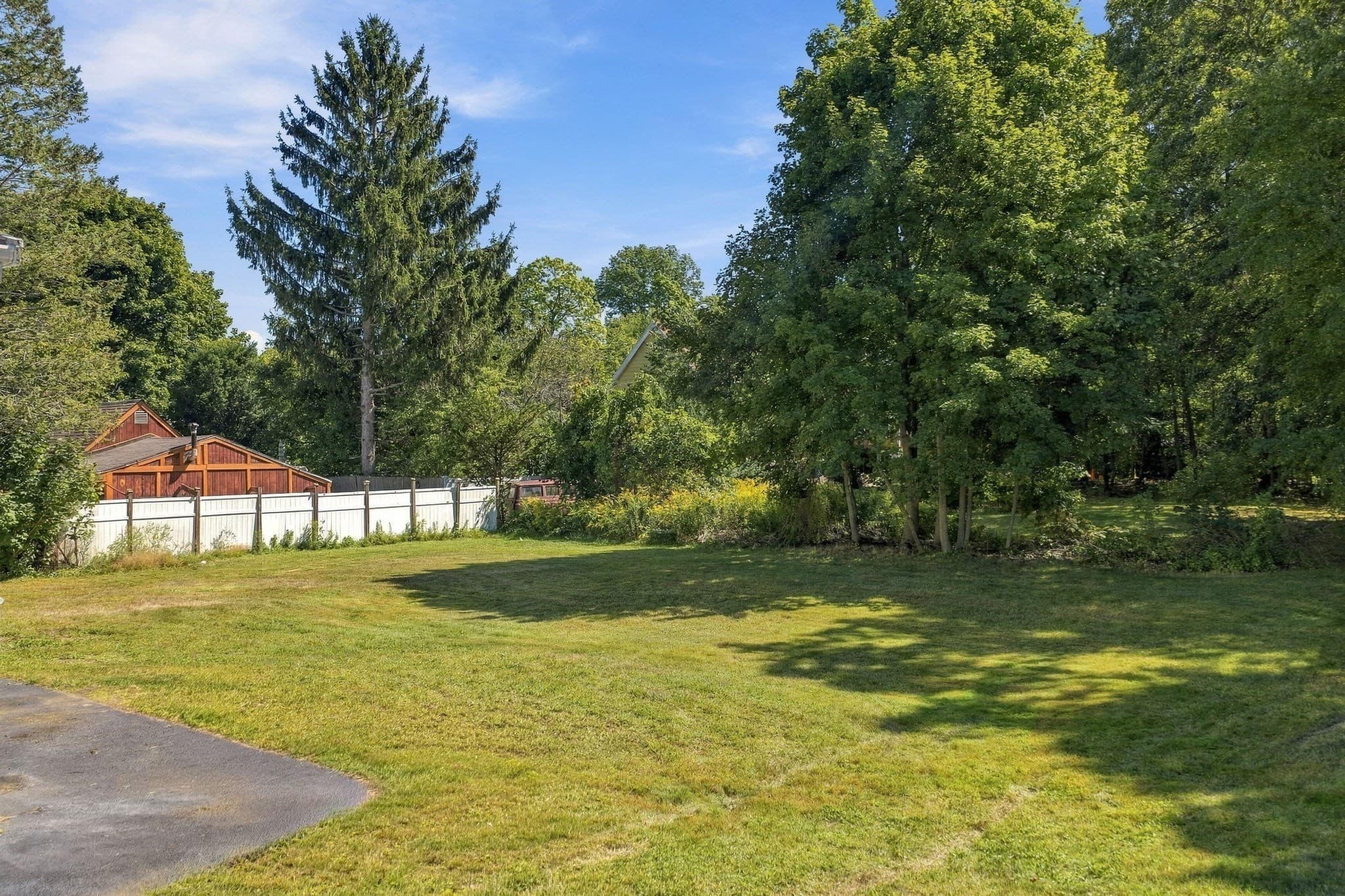 Single Family Residence at 38 Park Ave, Reading MA 01867, Reading, photo 20 of 28