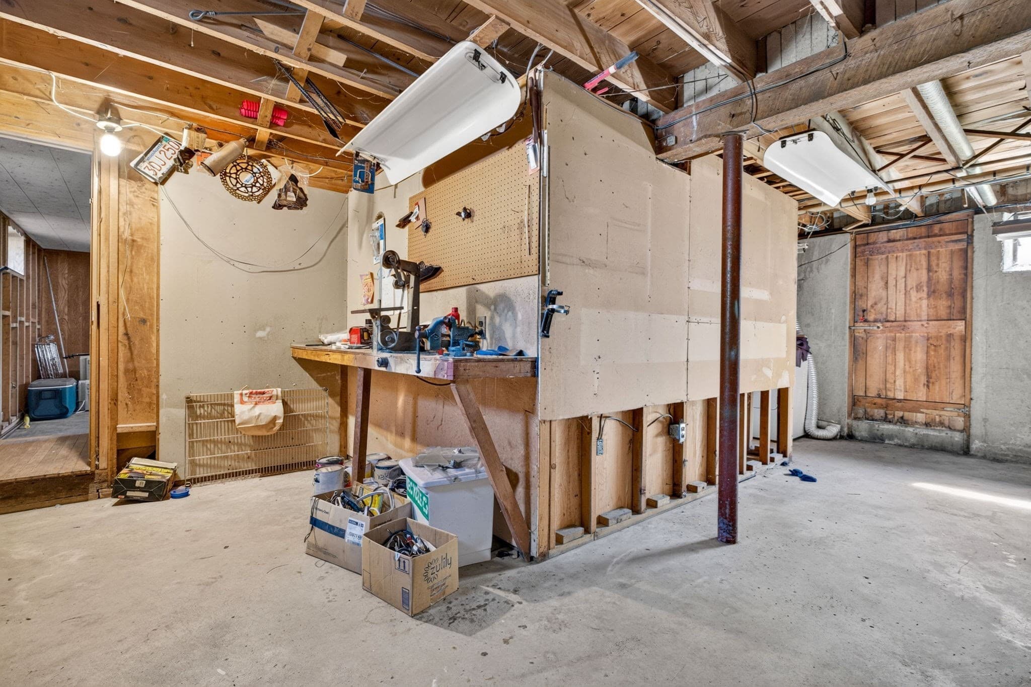 Single Family Residence at 38 Park Ave, Reading MA 01867, Reading, photo 19 of 28