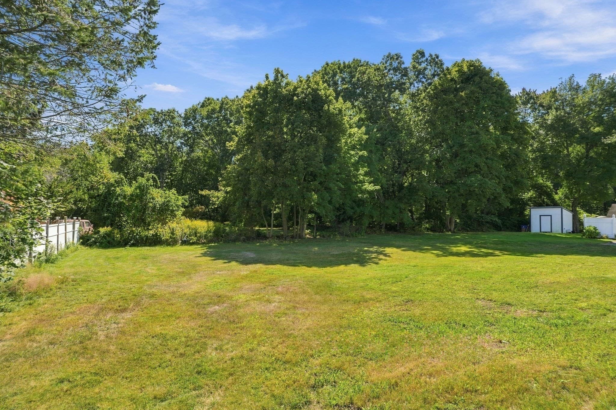 Single Family Residence at 38 Park Ave, Reading MA 01867, Reading, photo 21 of 28