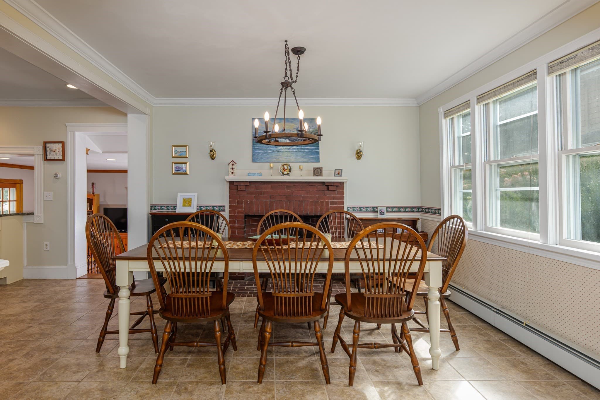 Single Family Residence at 34 Fernwood Ave, Haverhill MA 01835, Haverhill, photo 5 of 36