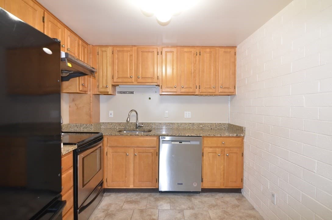 185 Quincy Shore Dr # 32, Quincy MA 02171