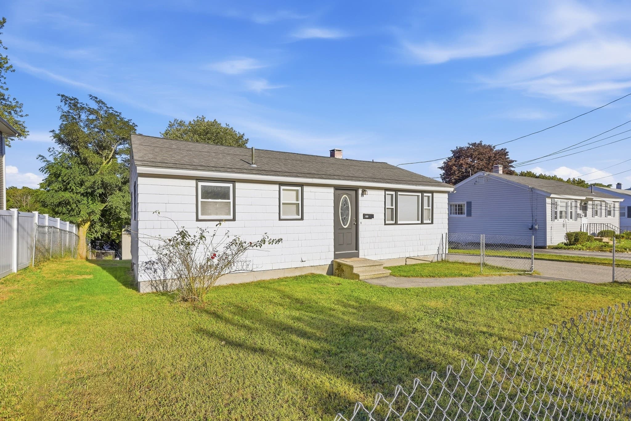 Single Family Residence at 444 Butman Rd., Lowell MA 01852, Lowell, photo 2 of 29