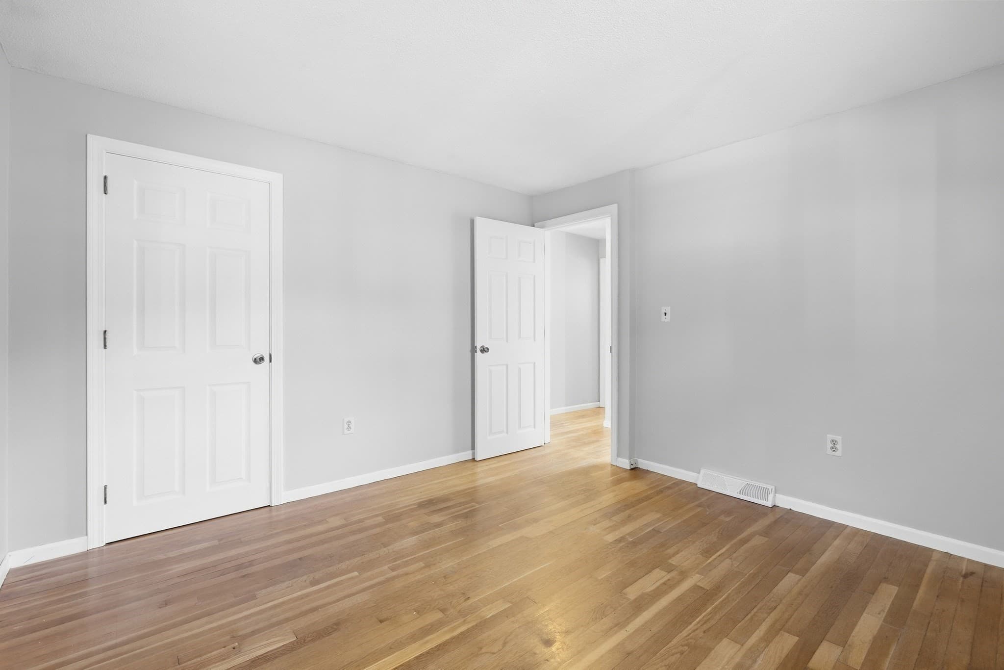 Single Family Residence at 444 Butman Rd., Lowell MA 01852, Lowell, photo 12 of 29