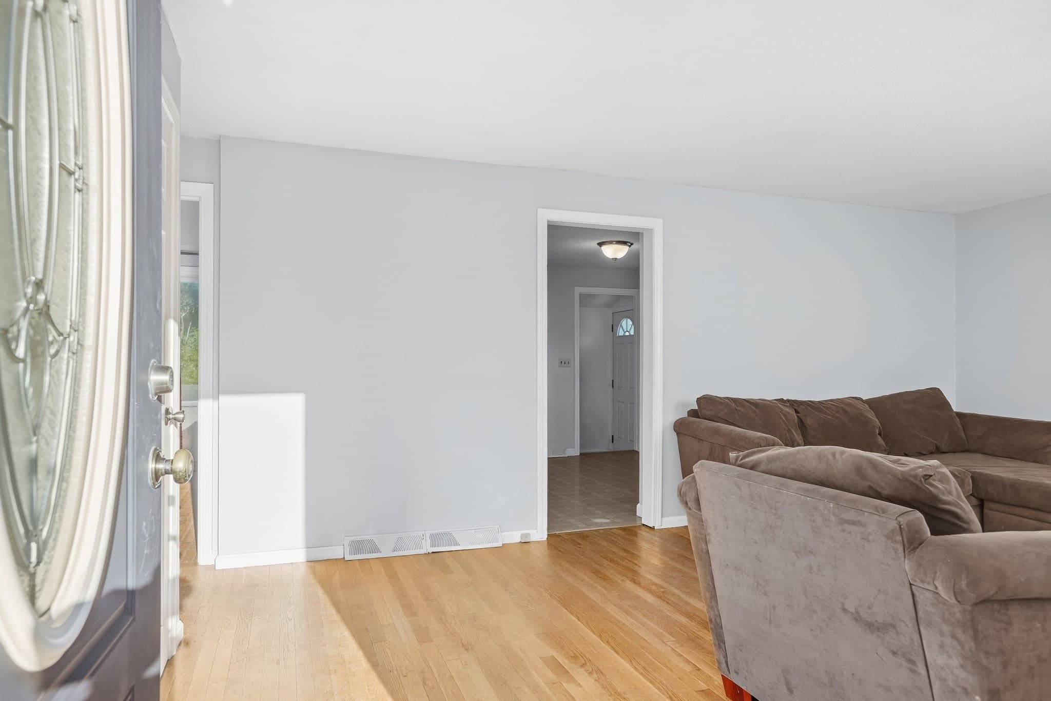 Single Family Residence at 444 Butman Rd., Lowell MA 01852, Lowell, photo 3 of 29