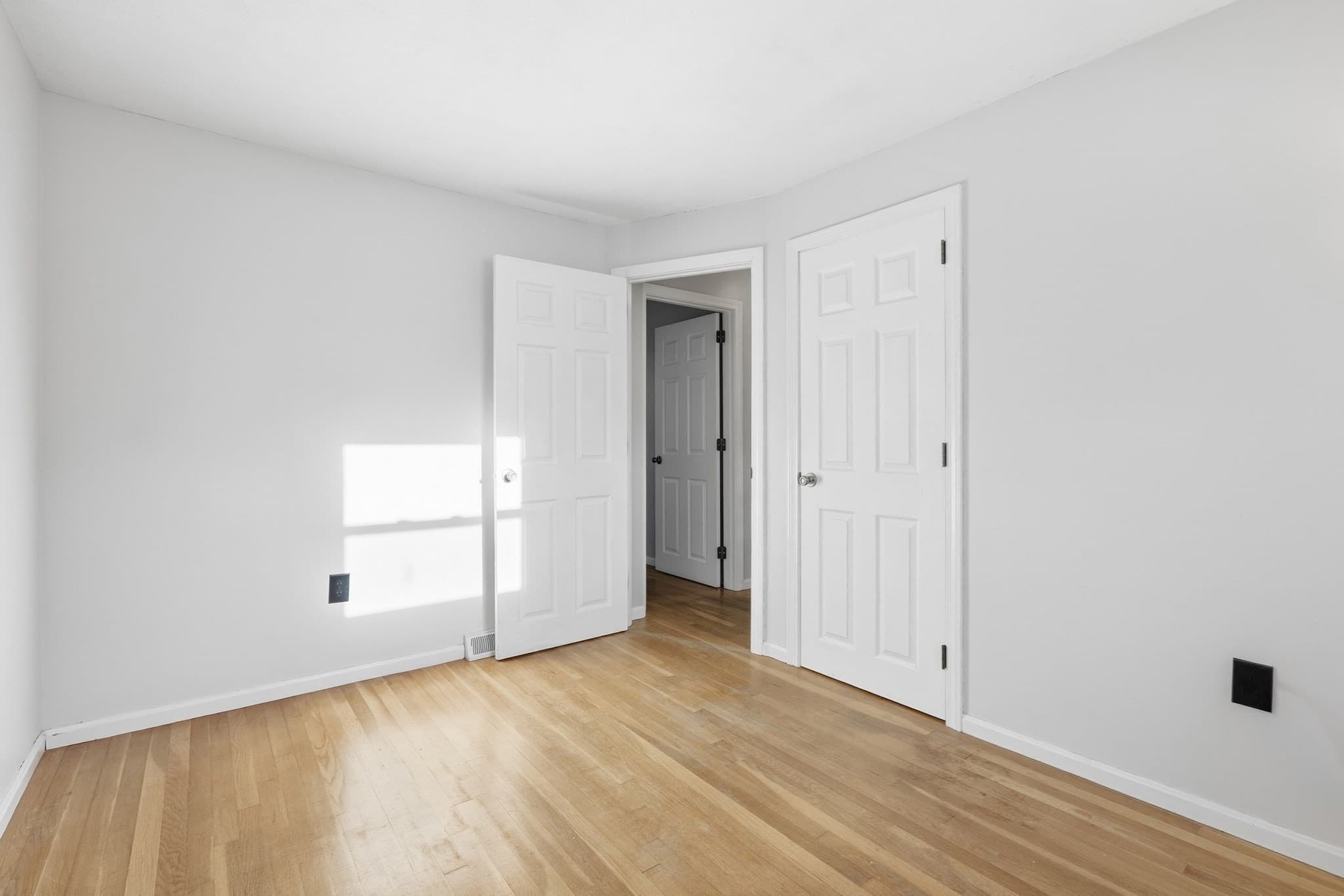 Single Family Residence at 444 Butman Rd., Lowell MA 01852, Lowell, photo 15 of 29