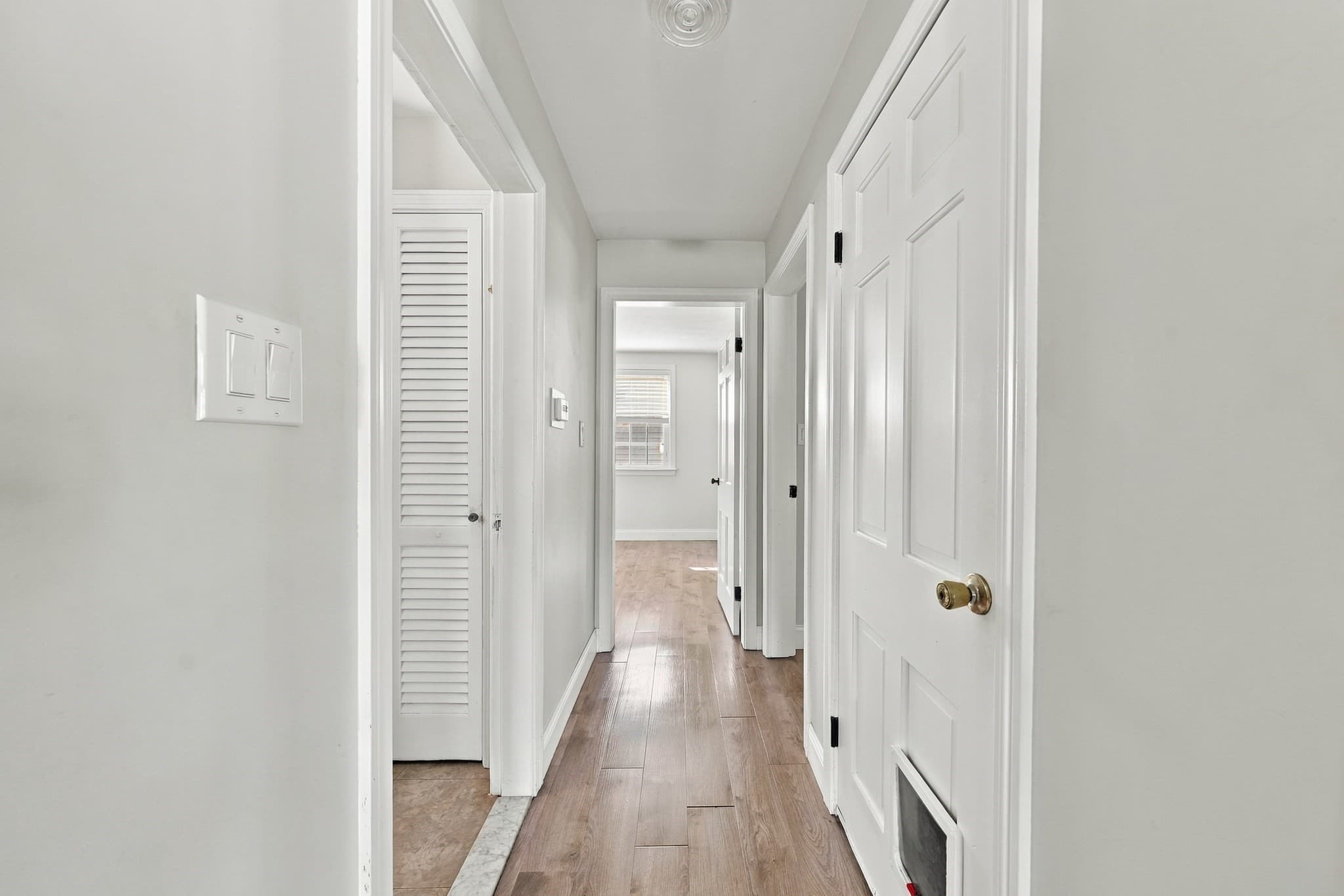 Single Family Residence at 240 Irvington, New Bedford MA 02745, New Bedford, photo 9 of 19