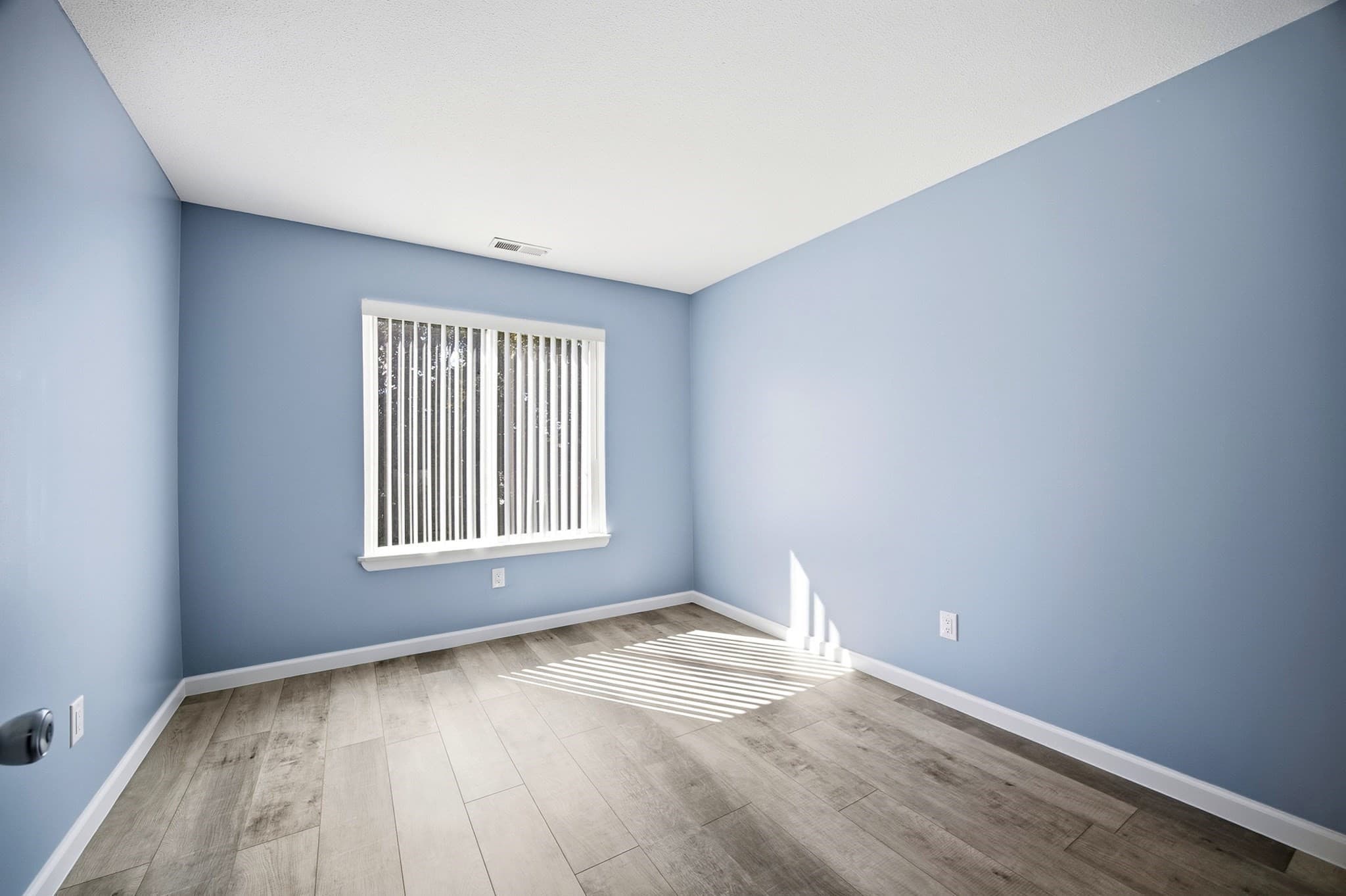 Condominium at 25 Nassau Dr # 25, Springfield MA 01129, Springfield, photo 14 of 30
