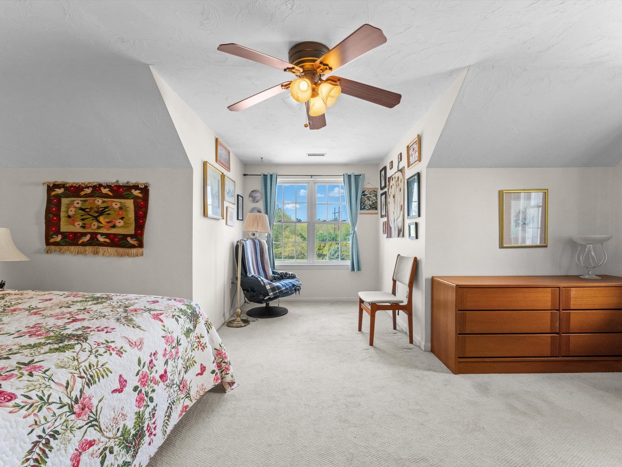 Condominium at 29 Coldspring Dr # B, Sutton MA 01590, Sutton, photo 24 of 42