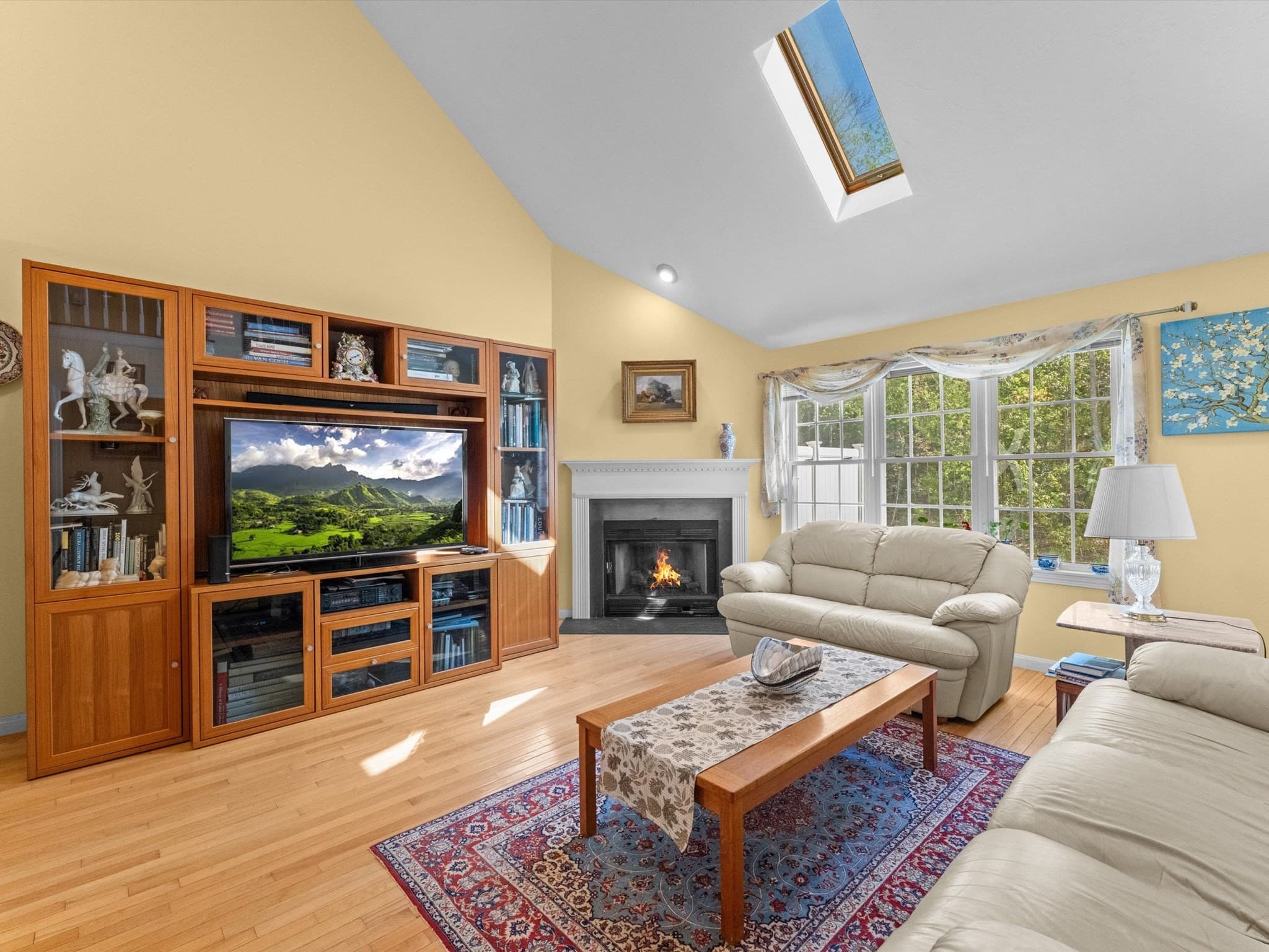 Condominium at 29 Coldspring Dr # B, Sutton MA 01590, Sutton, photo 10 of 42