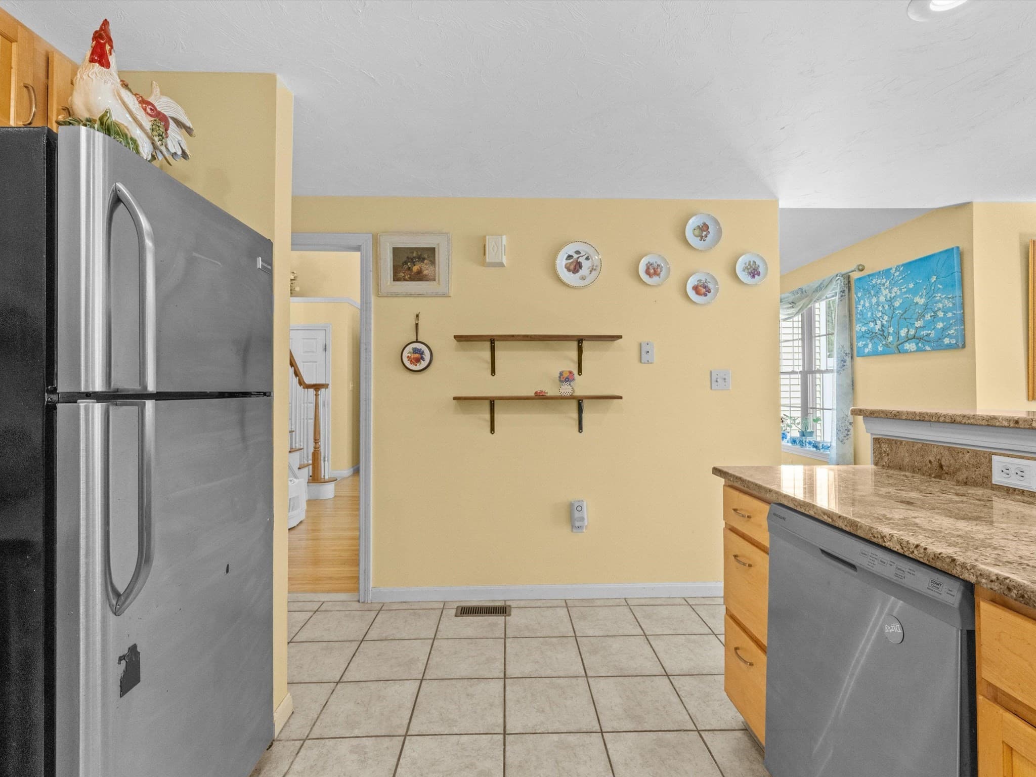 Condominium at 29 Coldspring Dr # B, Sutton MA 01590, Sutton, photo 19 of 42