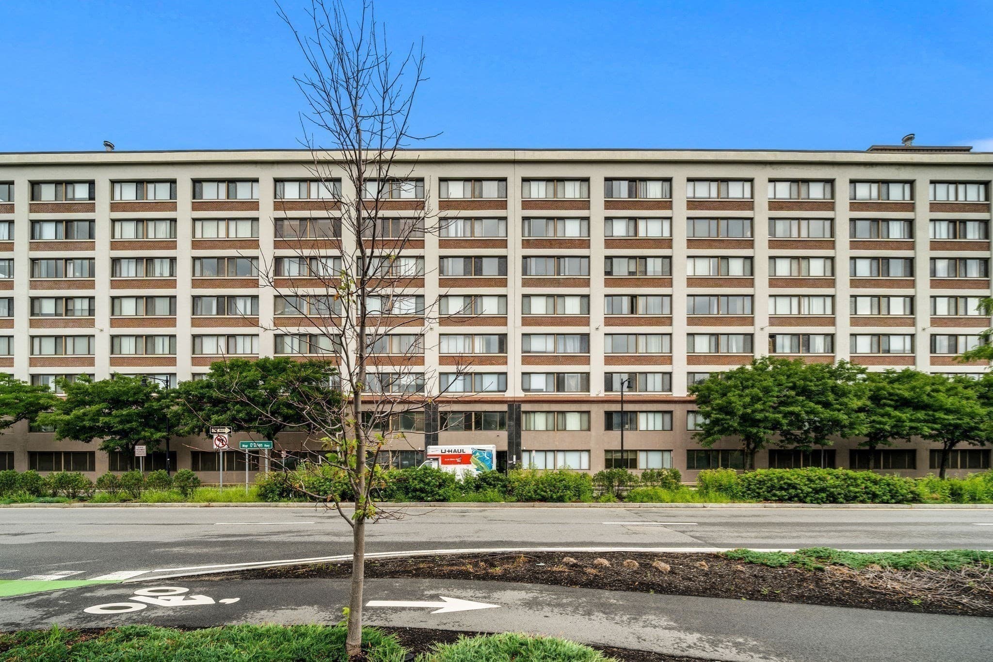 Condominium at 169 Monsignor O'brien Hwy # 305, Cambridge MA 02141, Cambridge, photo 36 of 40