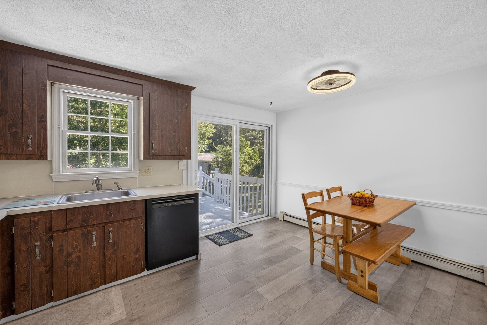 Single Family Residence at 39 Kerrywood Dr, Falmouth MA 02536, Falmouth, photo 8 of 30