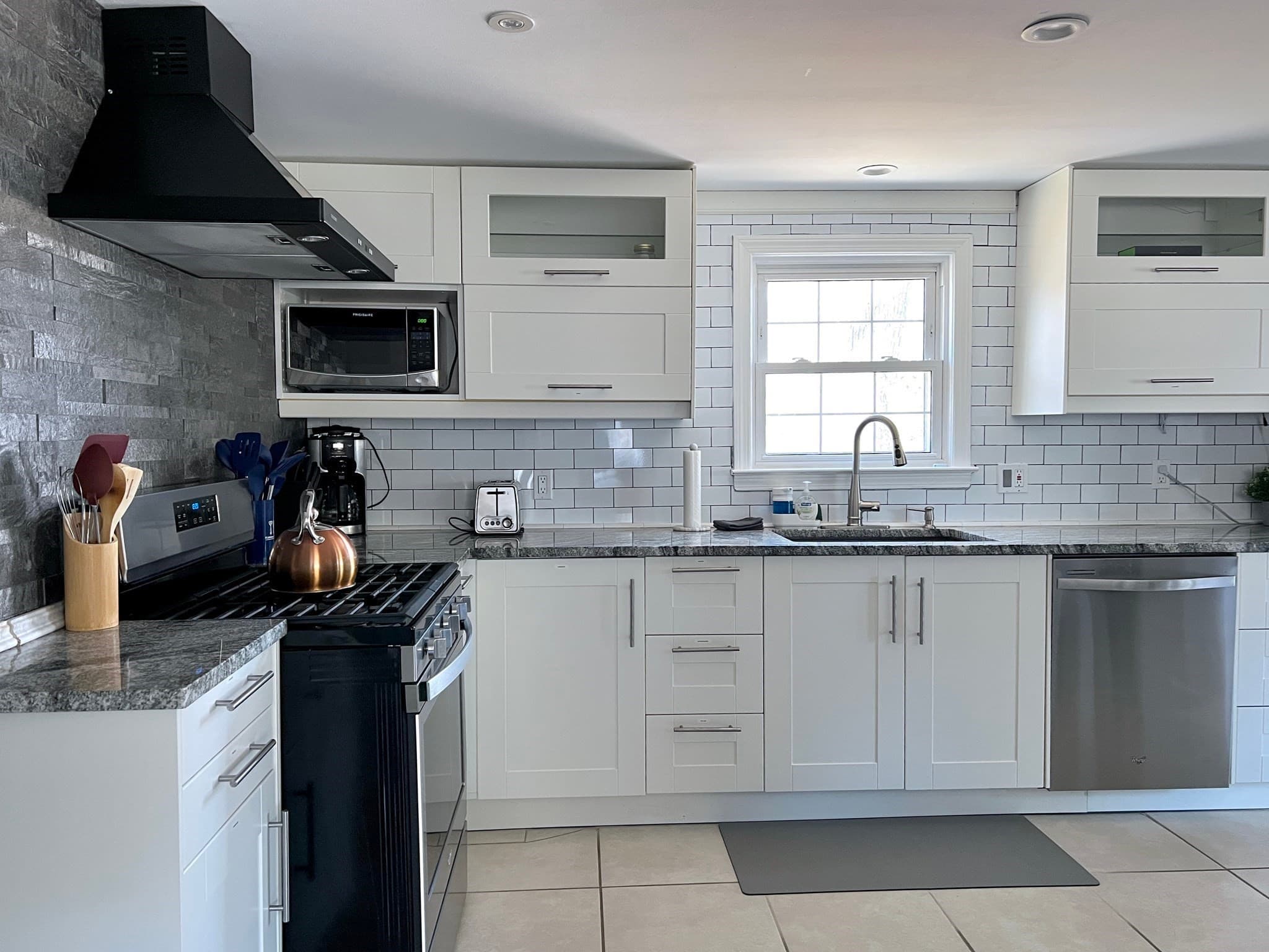 Single Family Residence at 21 Sibley Dr, Yarmouth MA 02673, Yarmouth, photo 2 of 27