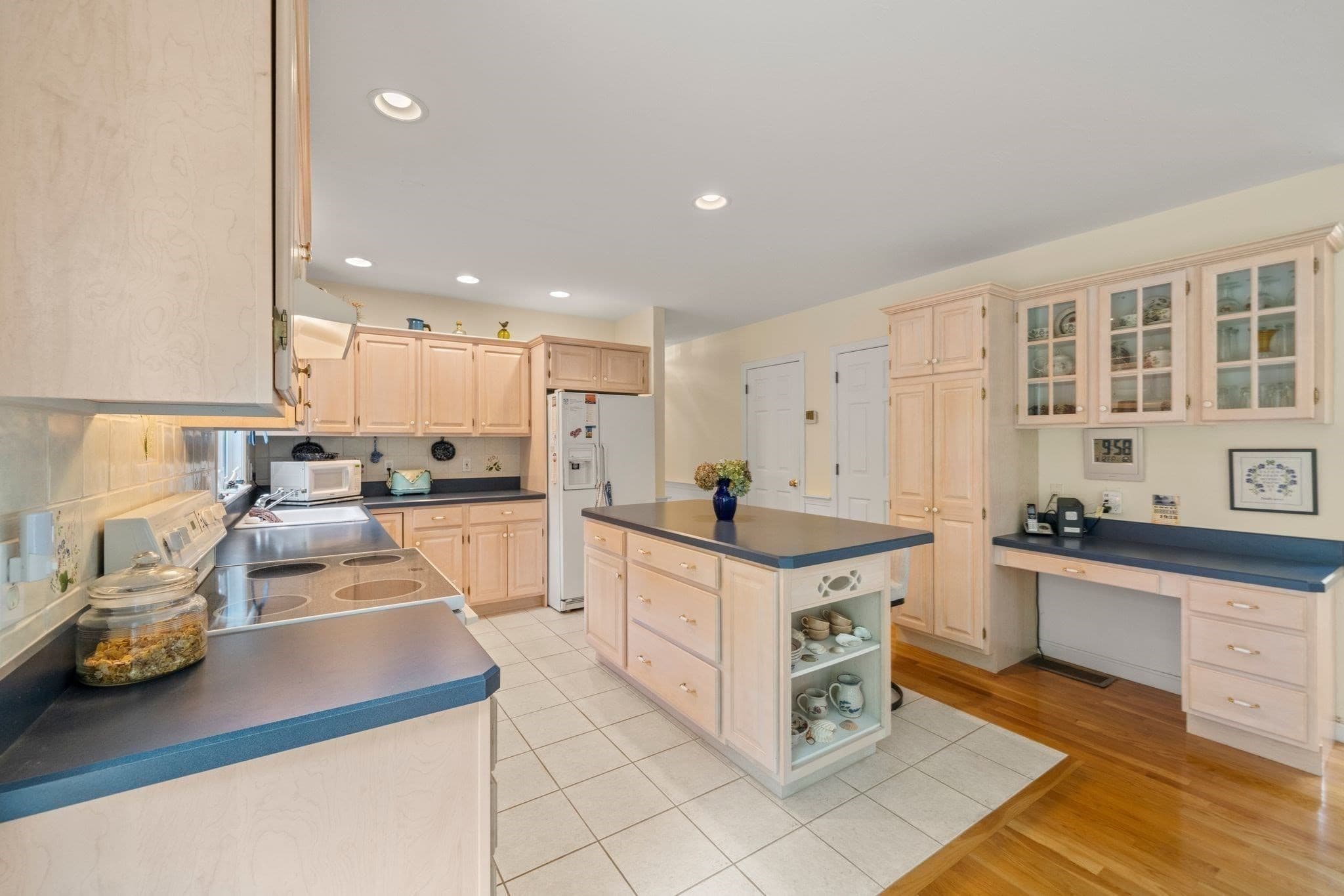 Single Family Residence at 39 Jedidiah Way, Chatham MA 02633, Chatham, photo 13 of 38
