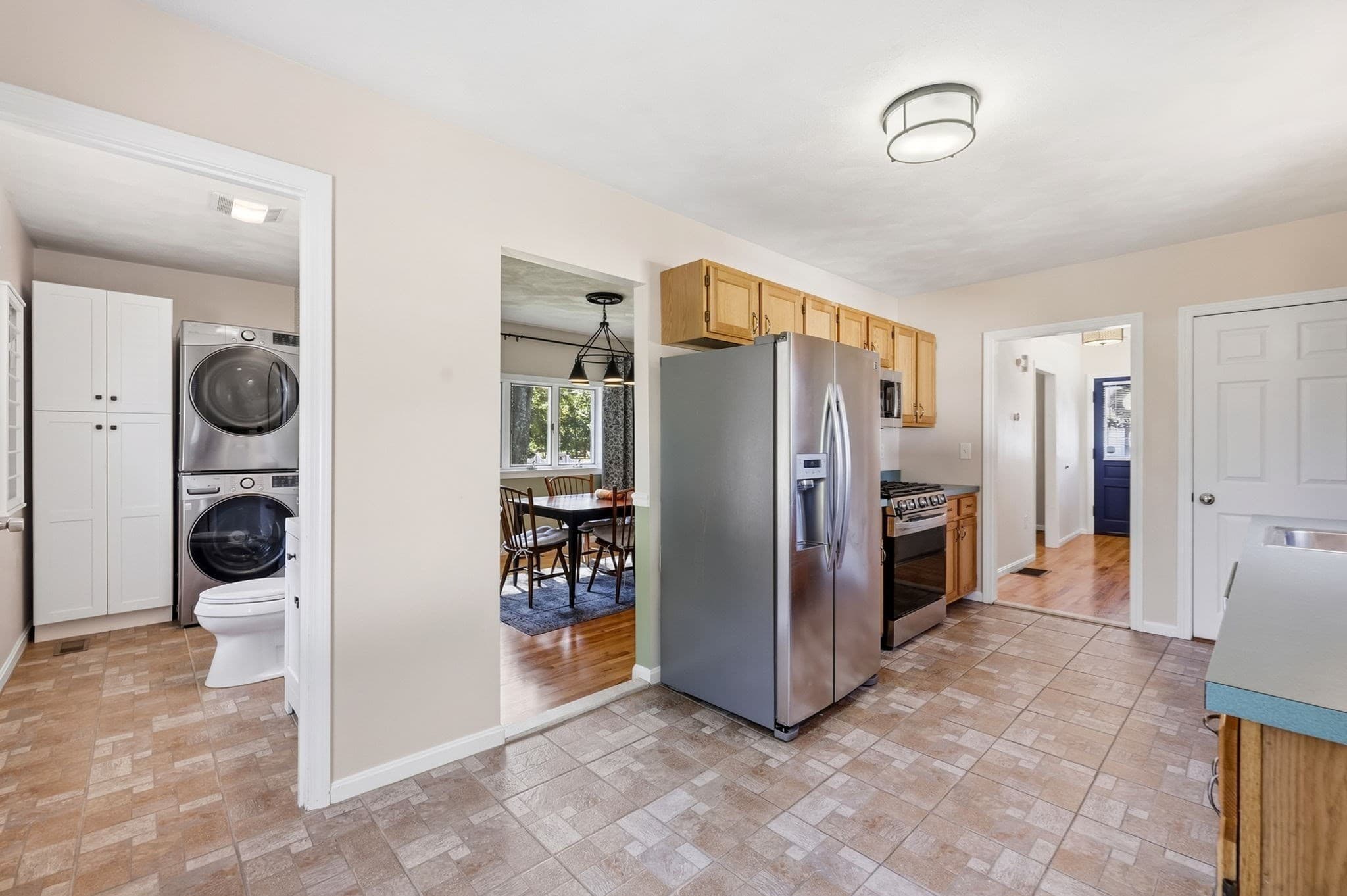 Single Family Residence at 32 Marshall St, Tewksbury MA 01876, Tewksbury, photo 12 of 42