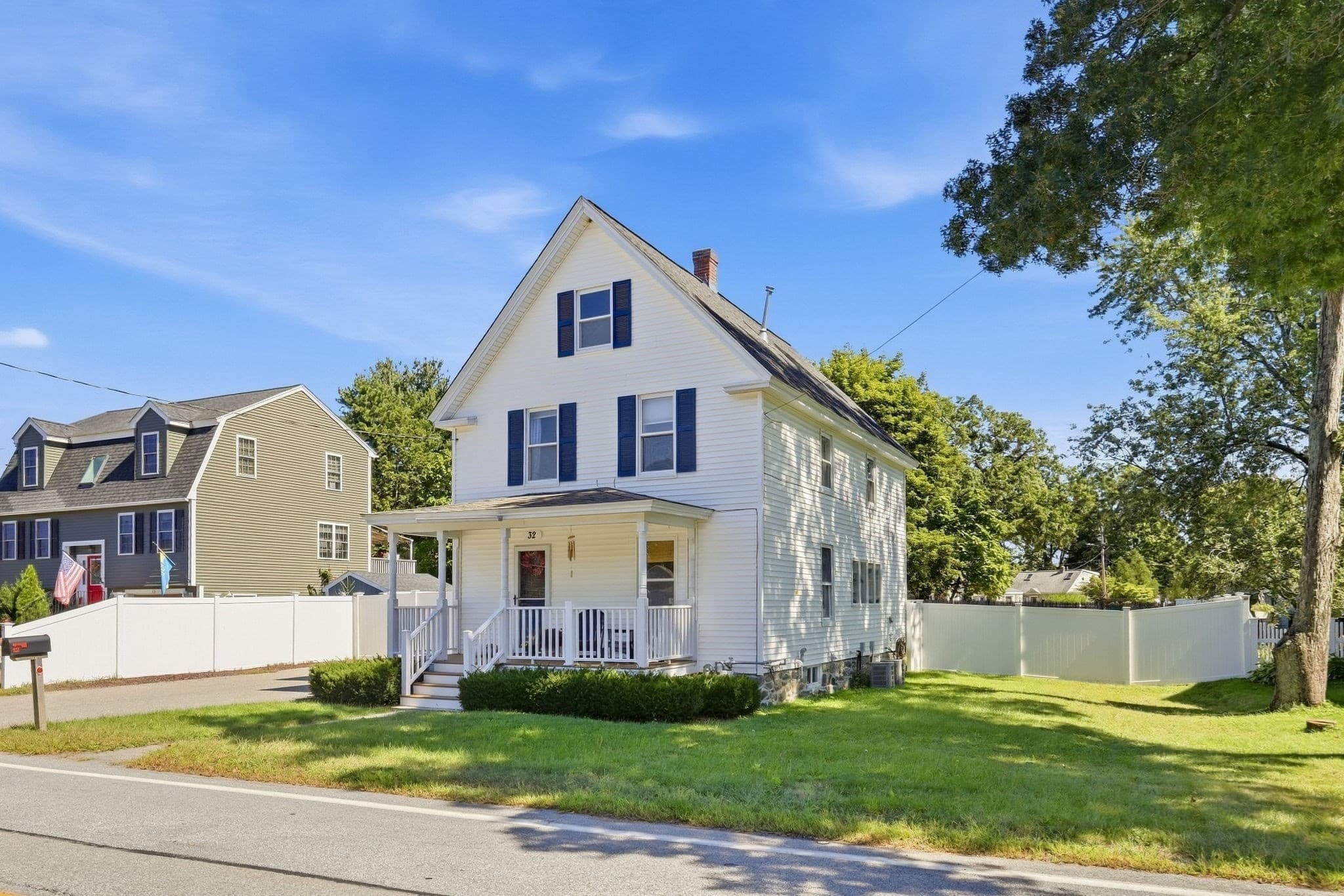 32 Marshall St, Tewksbury MA 01876