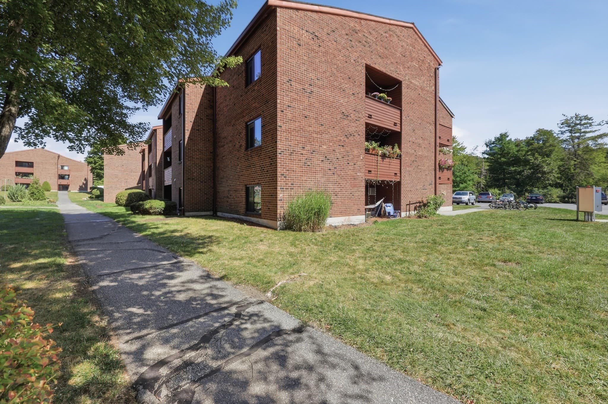 Condominium at 17 Davis Rd # A11, Acton MA 01720, Acton, photo 2 of 20