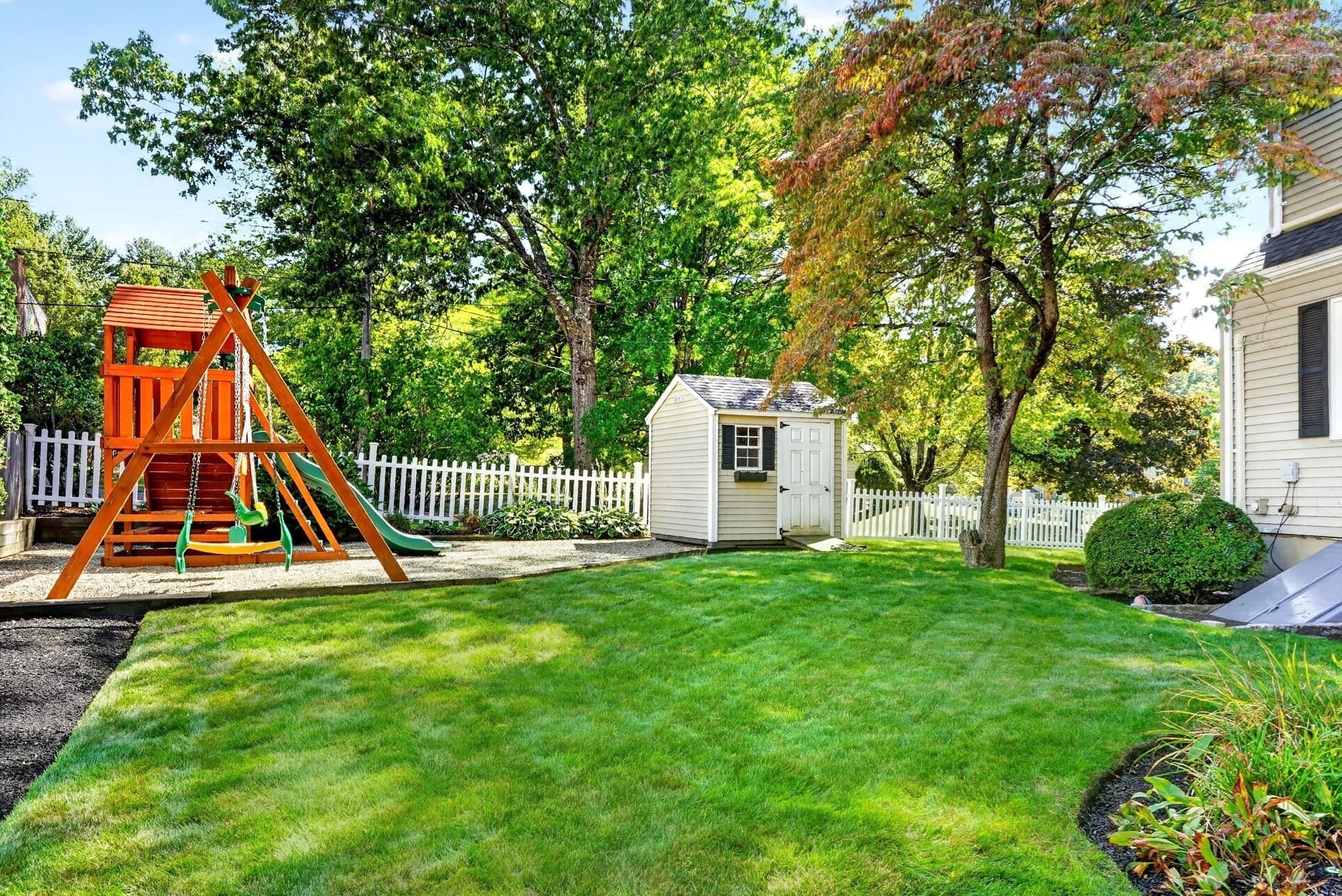 Single Family Residence at 8 Sunnyfield Road, Bedford MA 01730, Bedford, photo 22 of 30
