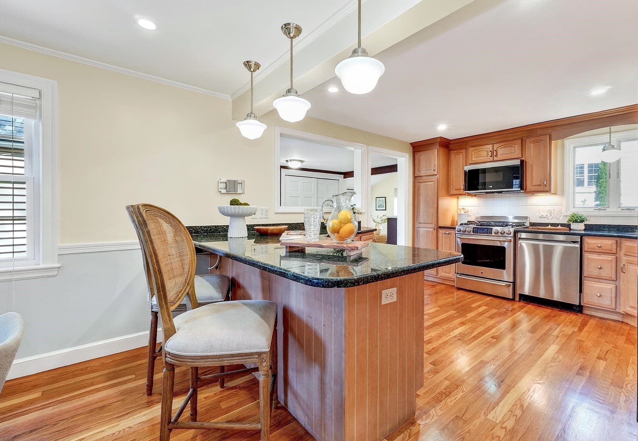 Single Family Residence at 8 Sunnyfield Road, Bedford MA 01730, Bedford, photo 3 of 30