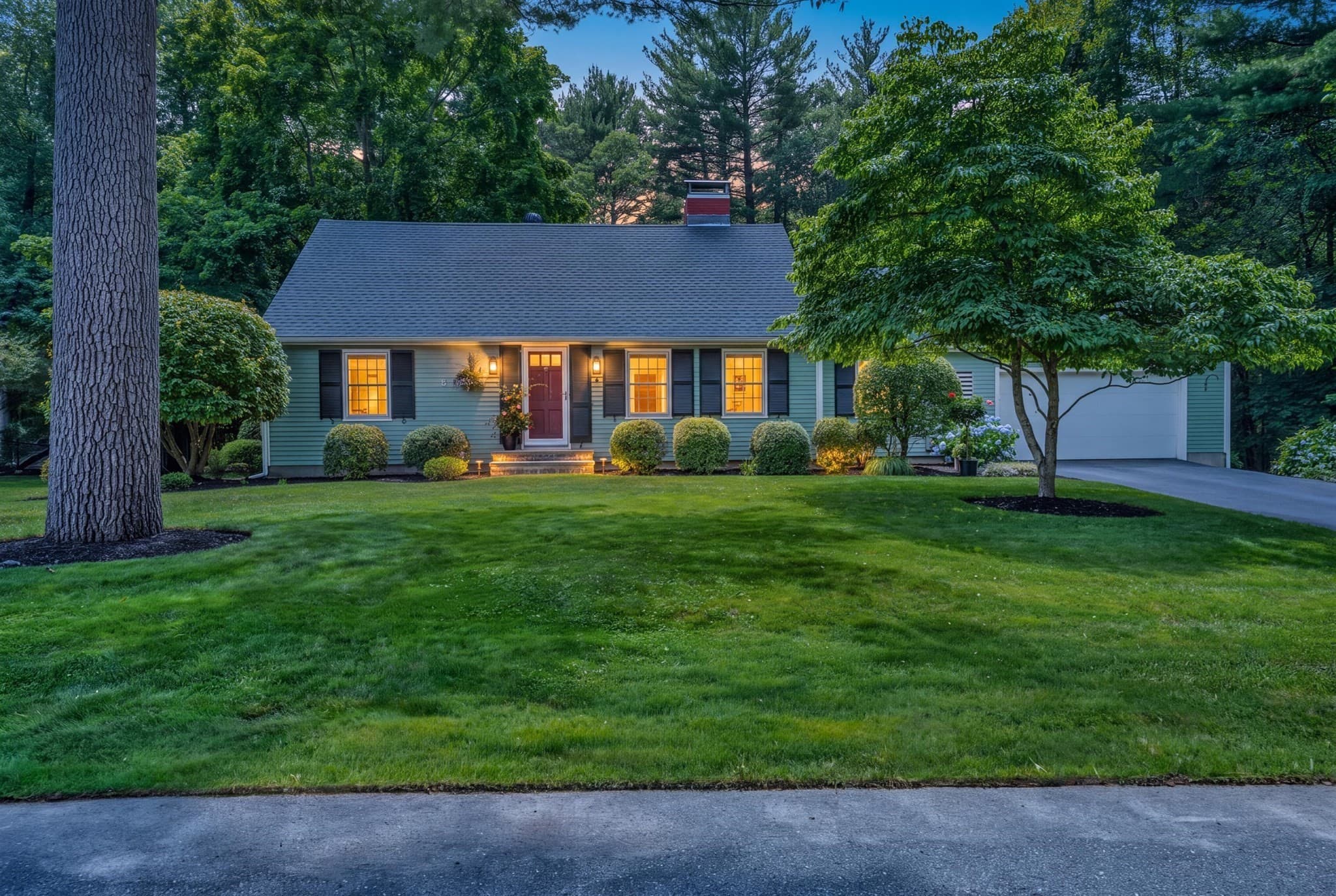 6 W Parish Dr, Andover MA 01810