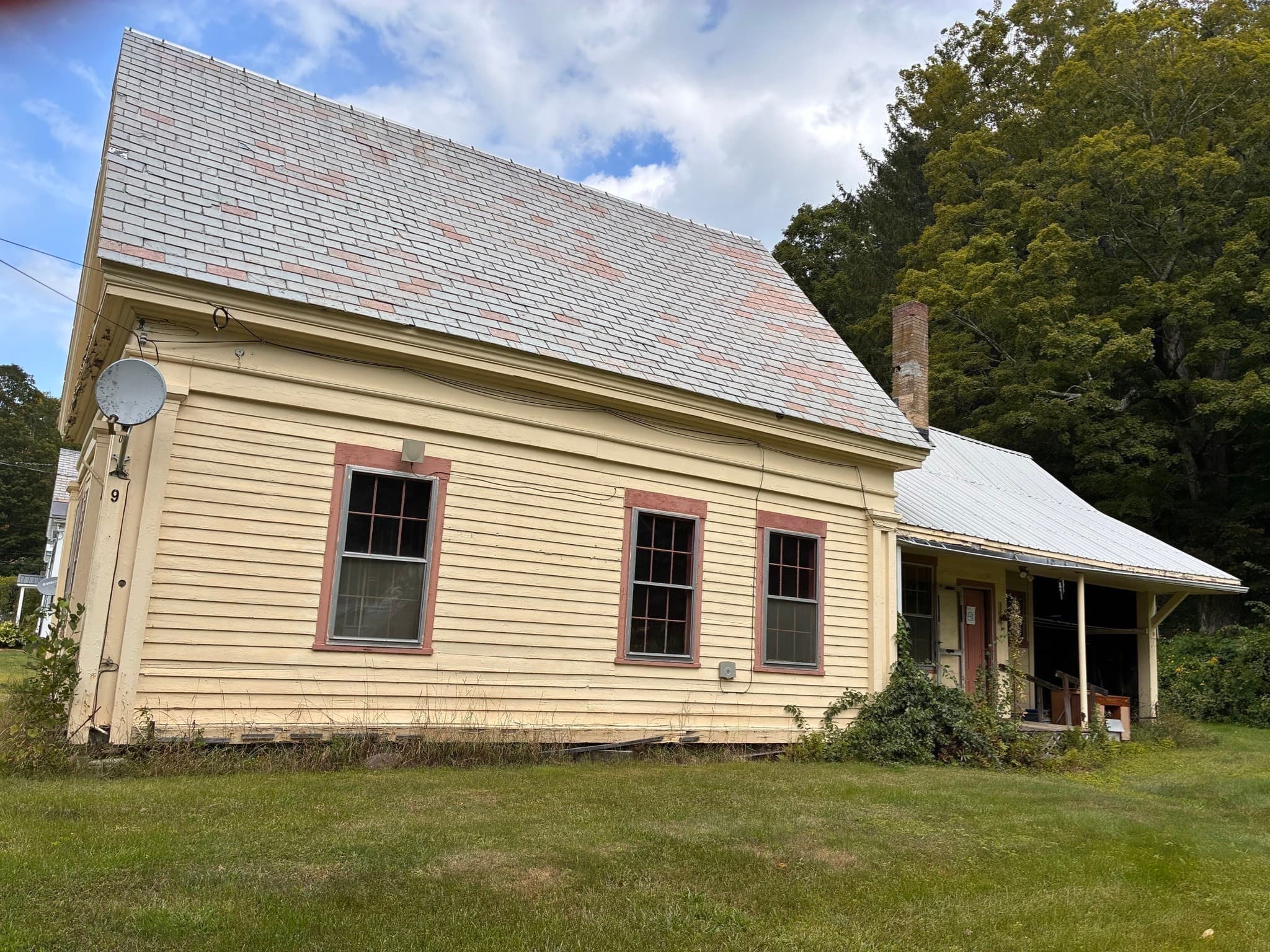 Single Family Residence at 9 River St, Colrain MA 01340, Colrain, photo 3 of 29