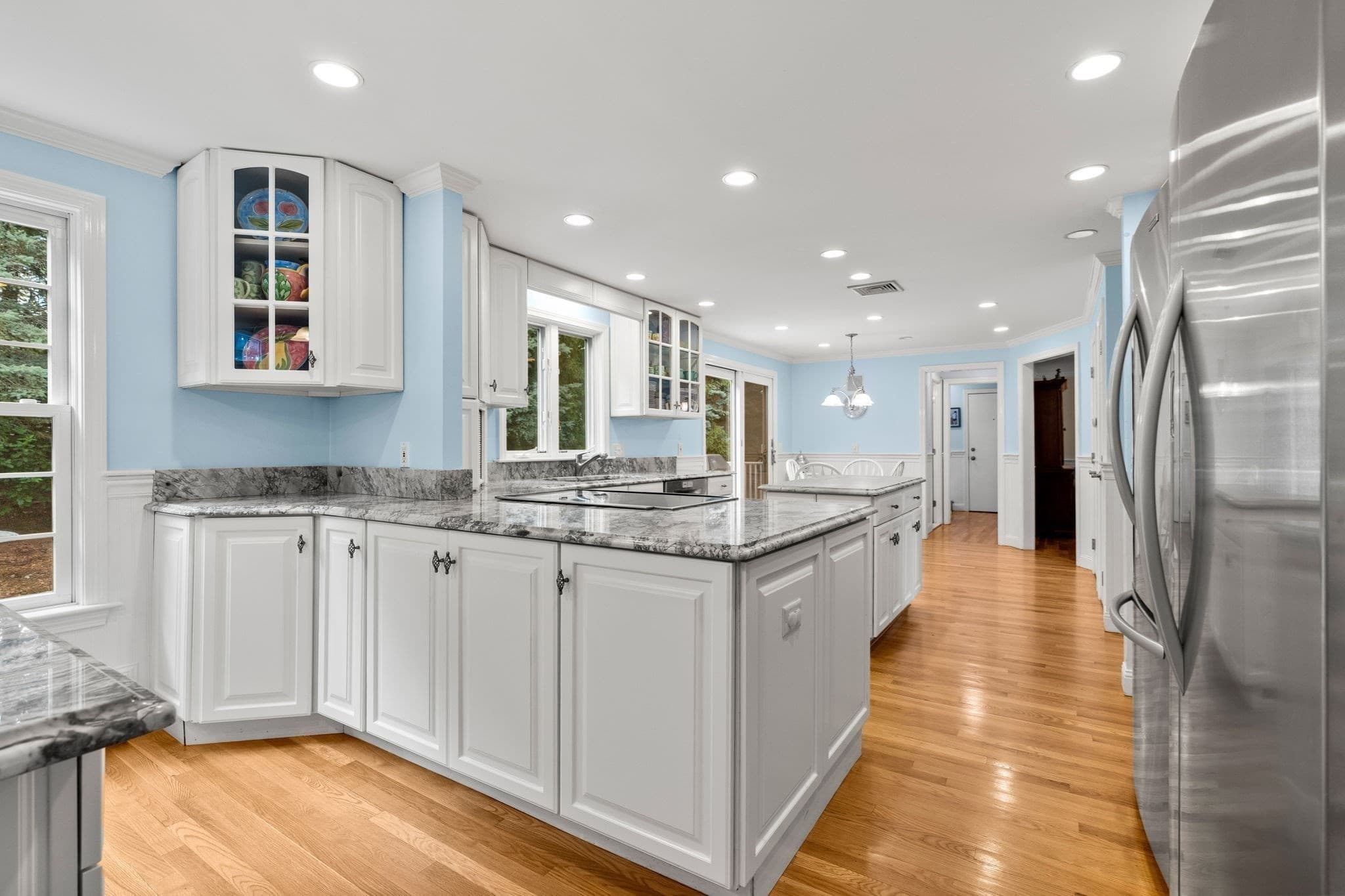 Single Family Residence at 9 Eisenhower Circle, Wellesley MA 02482, Wellesley, photo 6 of 38
